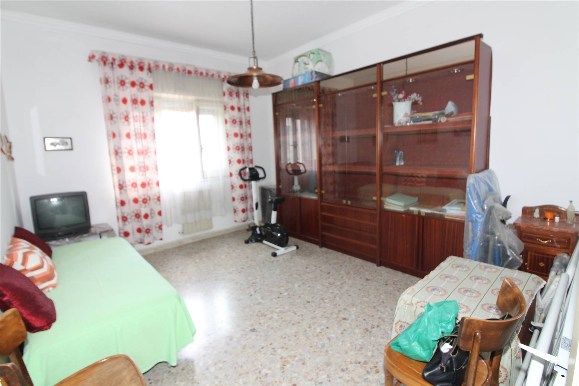 Appartamento in vendita a Lentini, 5 locali, zona Località: P.ZZA DEI SOFISTI, prezzo € 75.000 | PortaleAgenzieImmobiliari.it