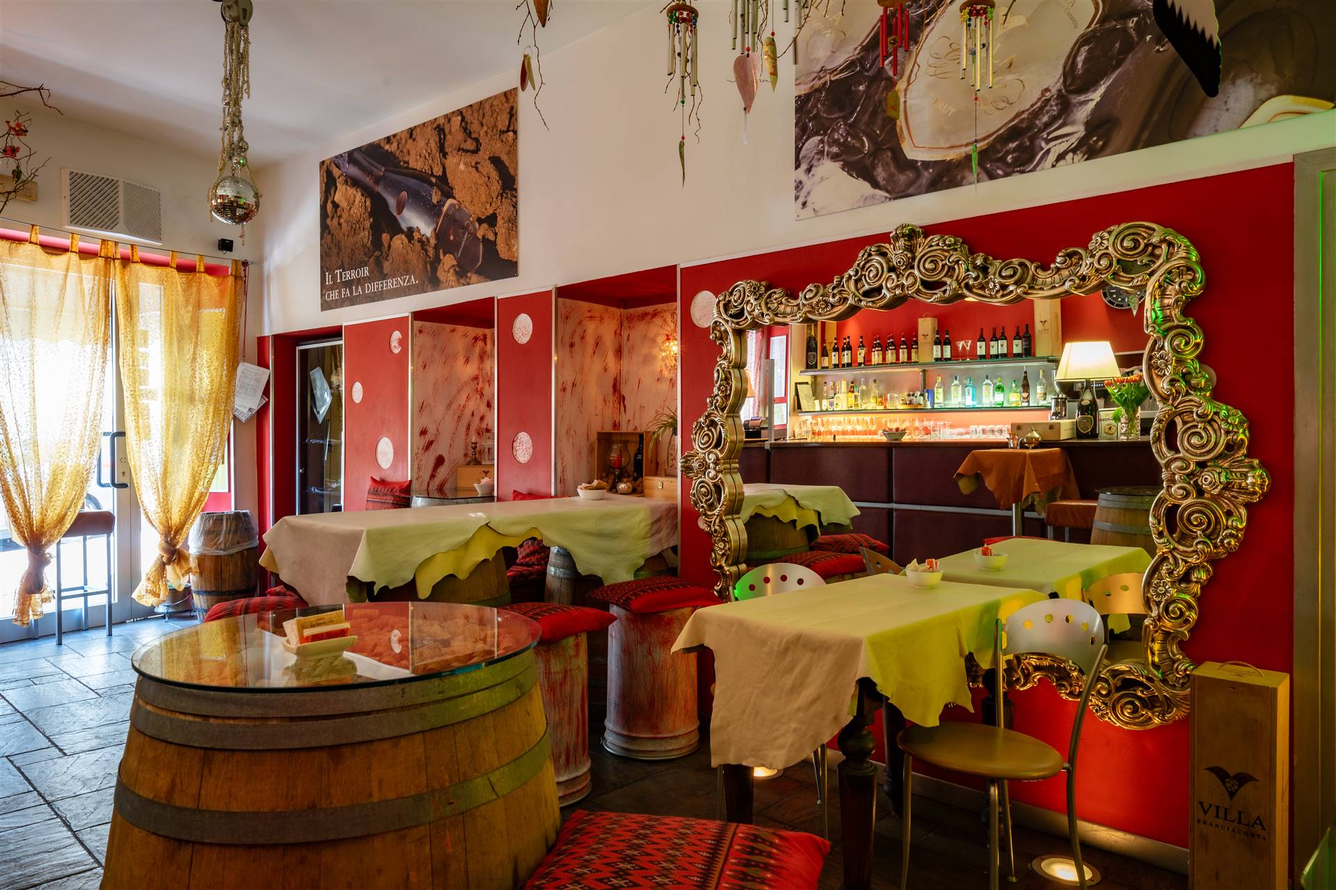 Bar in affitto a Lecco - Zona: Castello