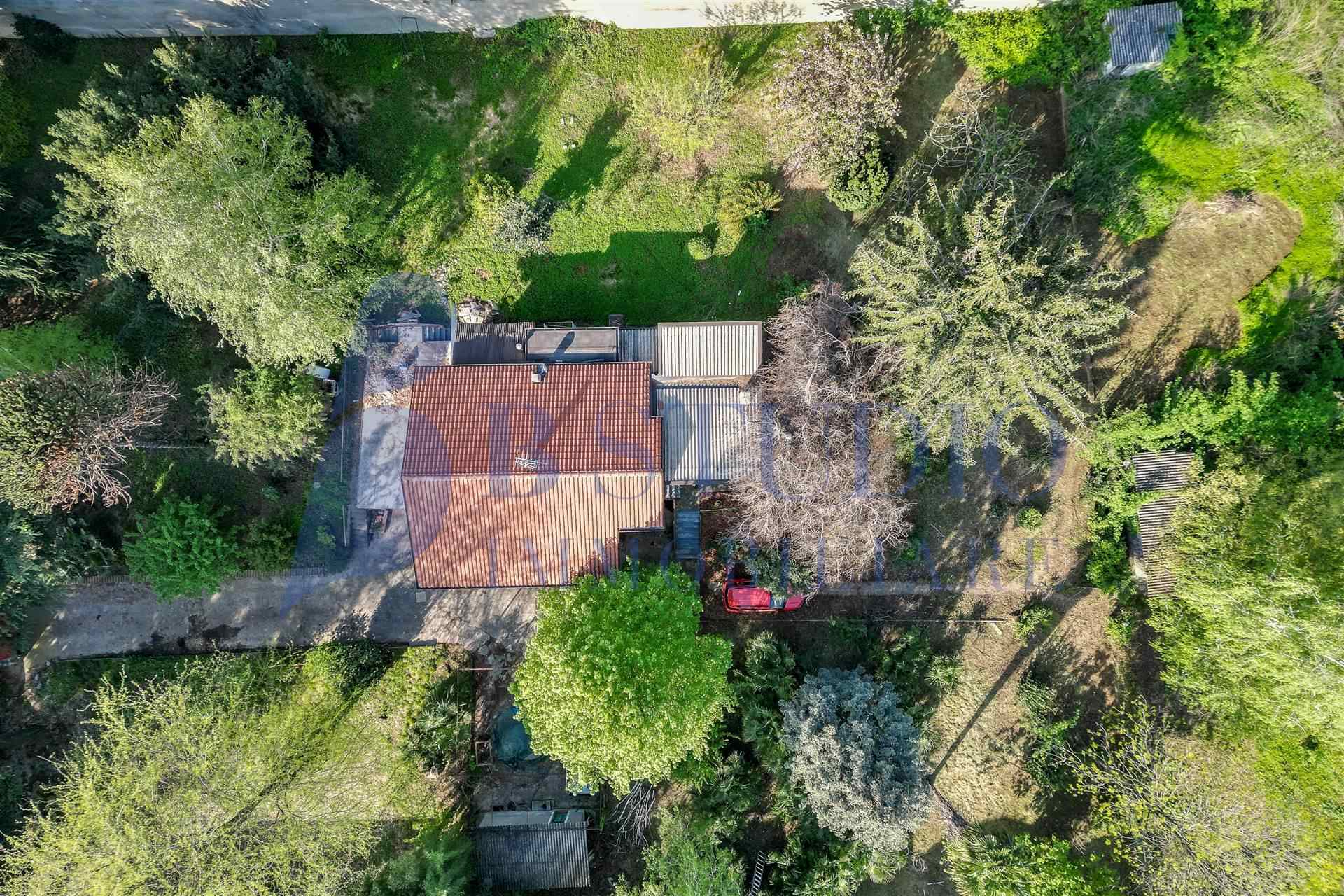 Villa in vendita a Olginate, 7 locali, prezzo € 450.000 | PortaleAgenzieImmobiliari.it