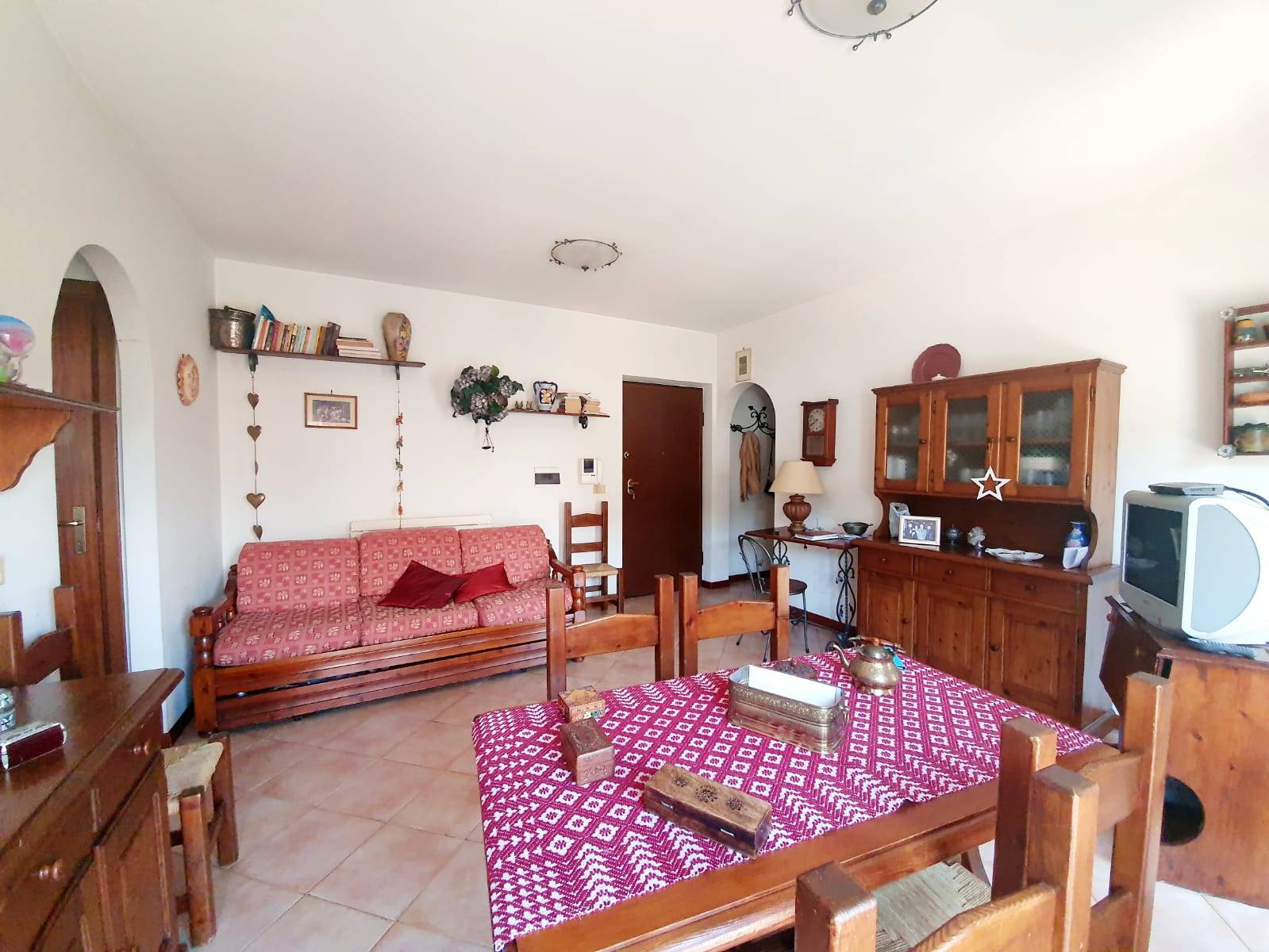 Appartamento in vendita a Castelnuovo di Porto, 3 locali, zona Località: PONTE STORTO, prezzo € 119.000 | CambioCasa.it