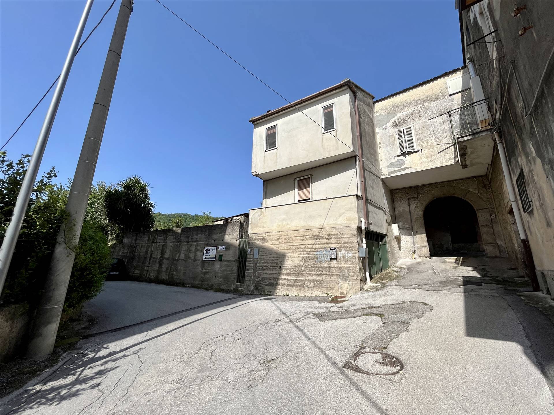 Appartamento in vendita a Pellezzano, 2 locali, prezzo € 60.000 | PortaleAgenzieImmobiliari.it