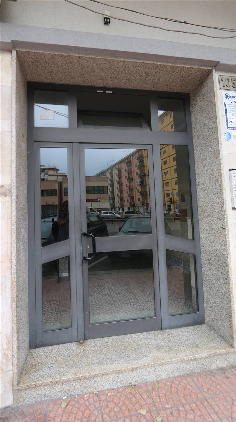 Appartamento in vendita a Taranto, 2 locali, zona Zona: Solito/Corvisea, prezzo € 105.000 | CambioCasa.it