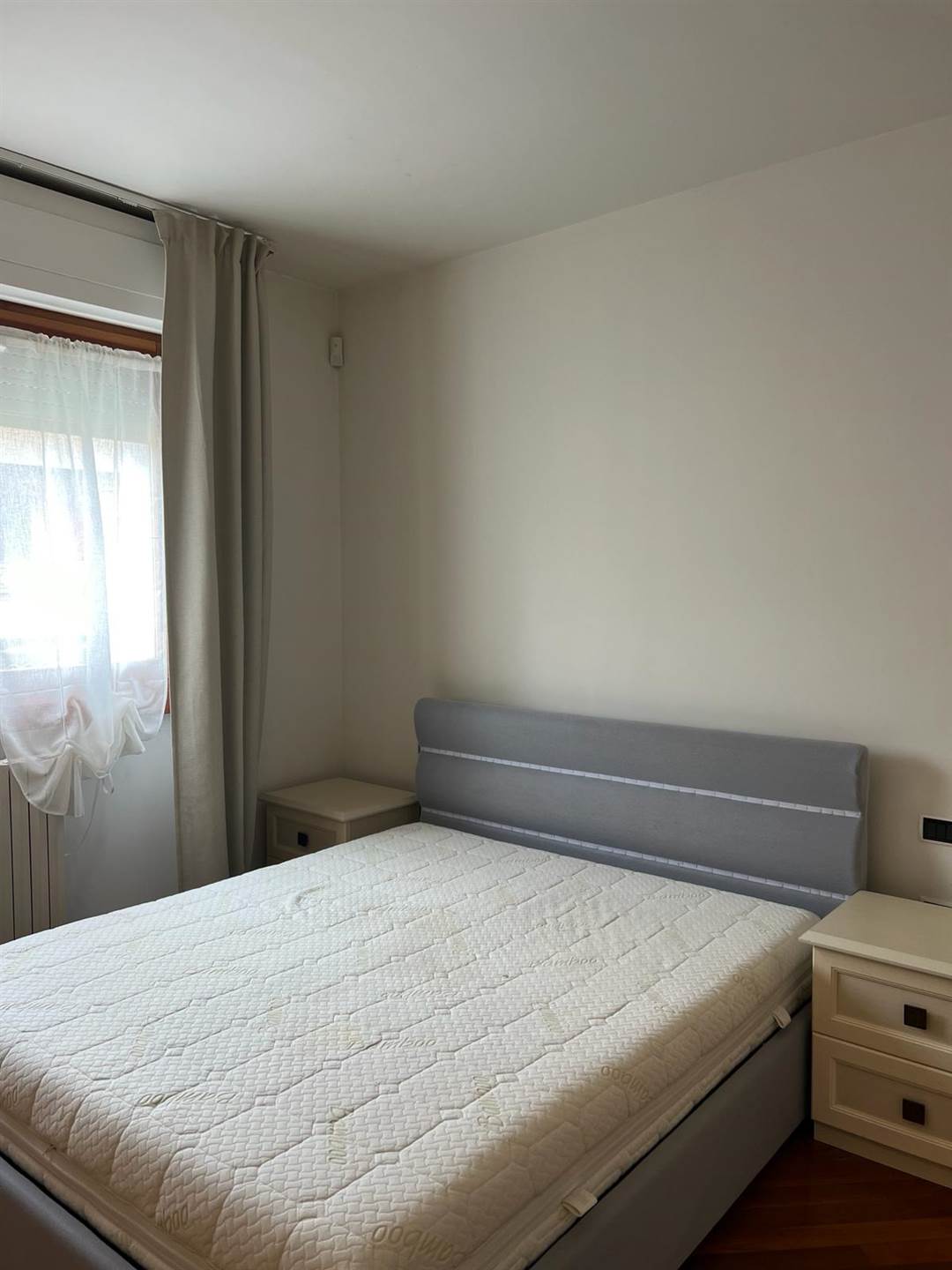 Appartamento in affitto a Firenze, 4 locali, zona Settignano, Coverciano, prezzo € 2.000 | PortaleAgenzieImmobiliari.it