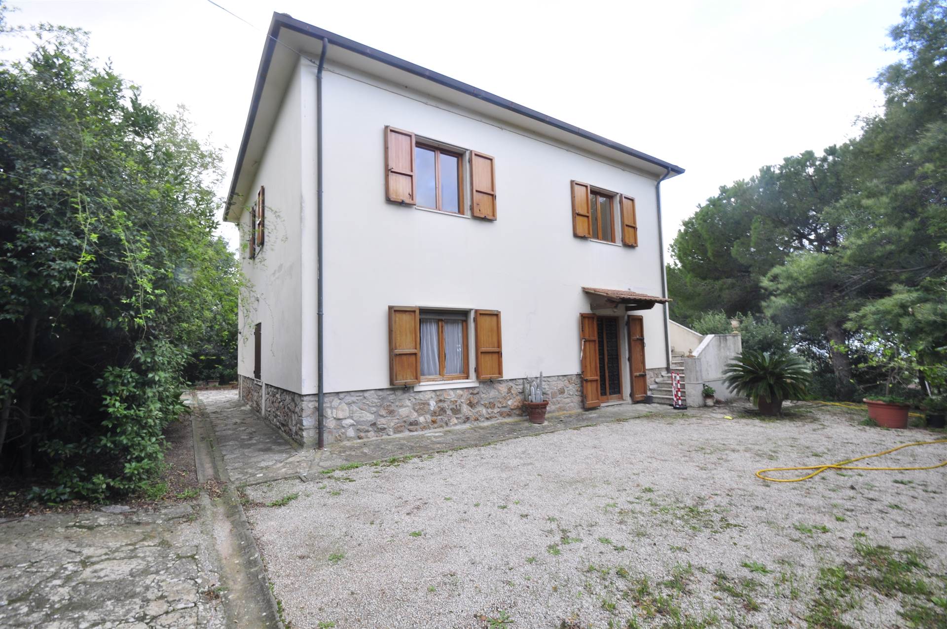 Villa in vendita a Campiglia Marittima, 7 locali, prezzo € 650.000 | PortaleAgenzieImmobiliari.it