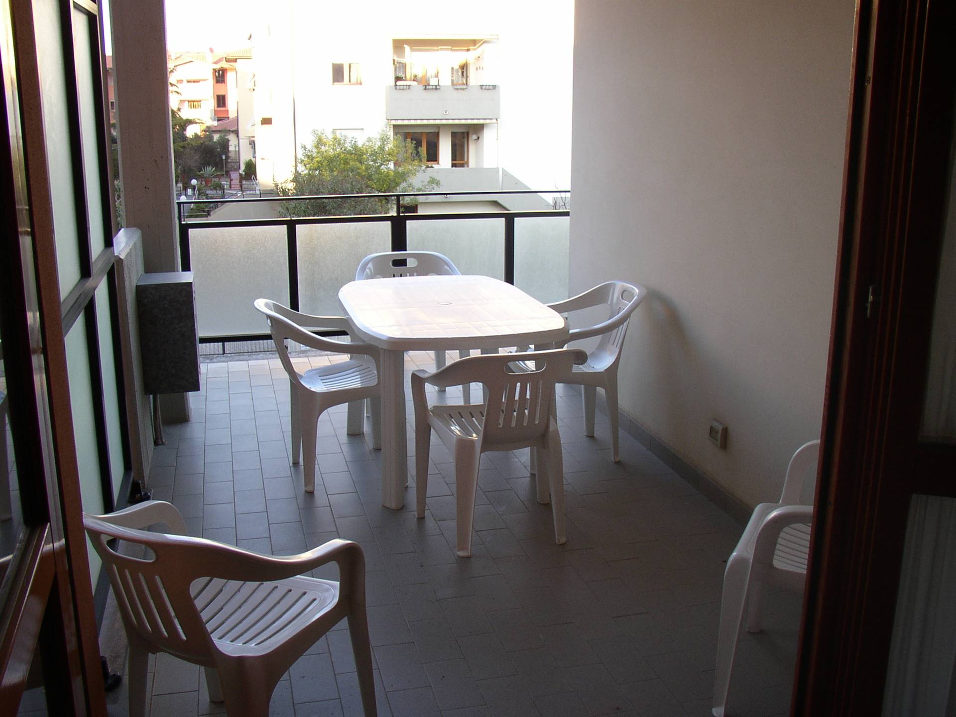 Appartamento in affitto a Follonica, 4 locali, zona Località: CASSARELLO, prezzo € 500 | CambioCasa.it