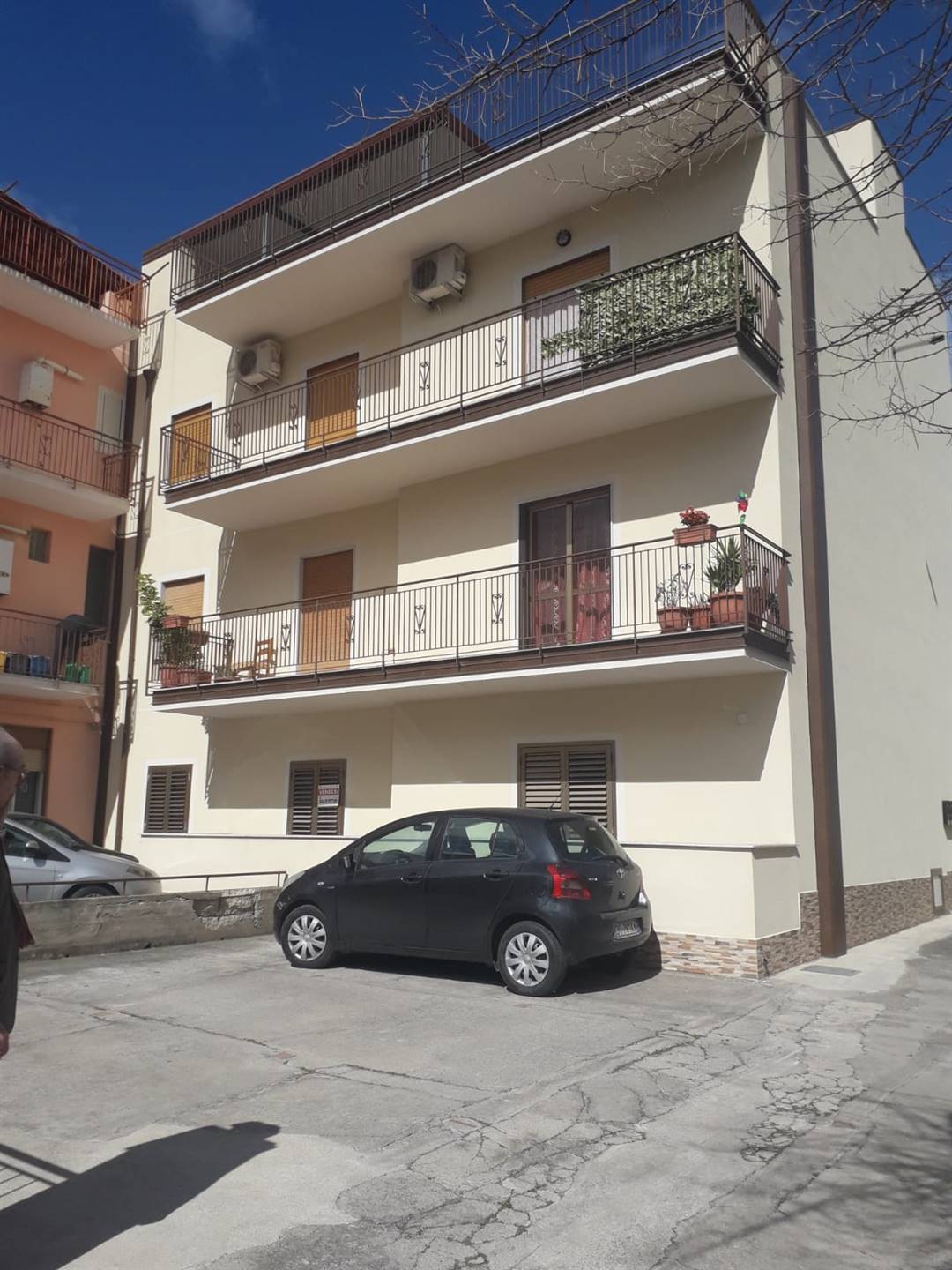 Appartamento in vendita a Torrenova, 5 locali, zona Località: TORRENOVA, prezzo € 70.000 | CambioCasa.it