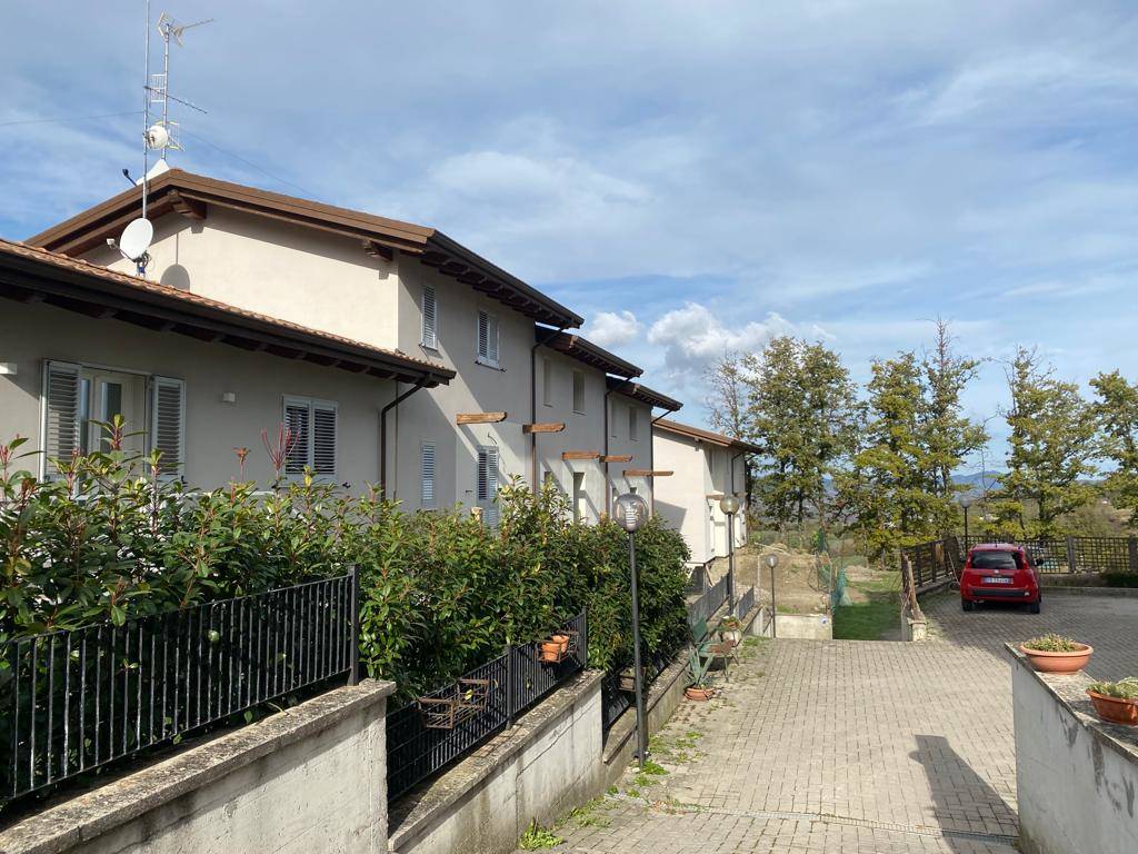 Villa a Schiera in vendita a Castiglione dei Pepoli, 6 locali, prezzo € 140.000 | PortaleAgenzieImmobiliari.it