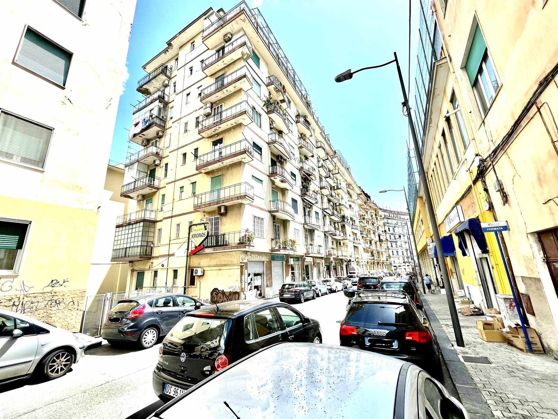 Negozio / Locale in affitto a Salerno - Zona: Carmine
