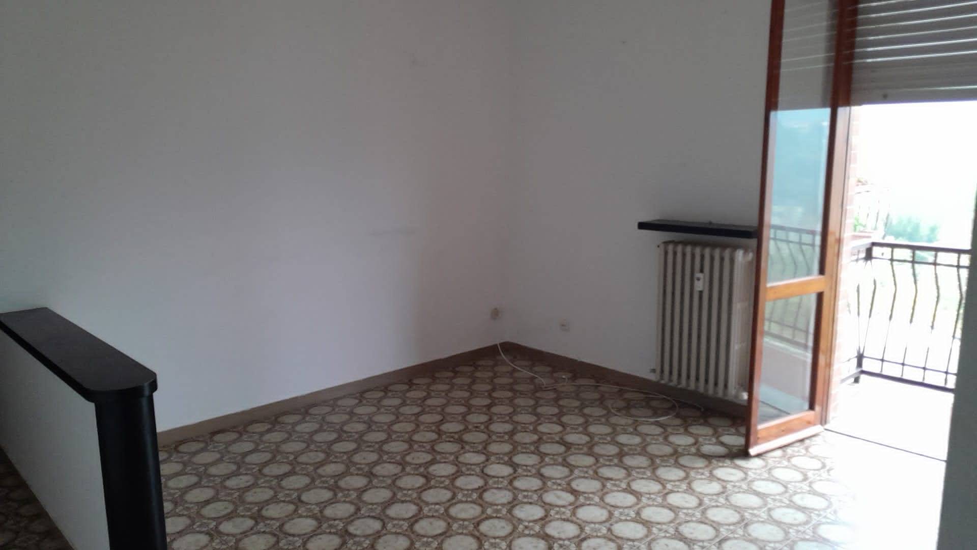 Appartamento in vendita a Terzo, 4 locali, prezzo € 37.000 | PortaleAgenzieImmobiliari.it