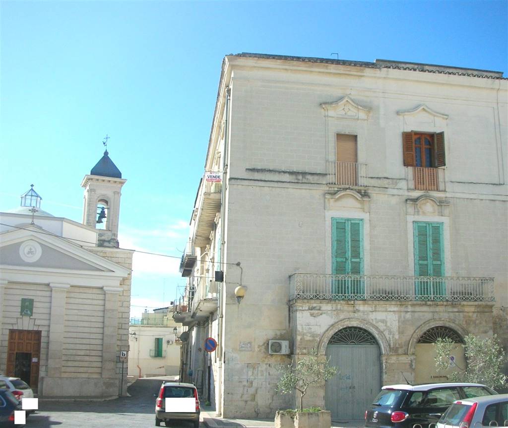 Appartamento in vendita a Canosa di Puglia, 5 locali, prezzo € 110.000 | PortaleAgenzieImmobiliari.it