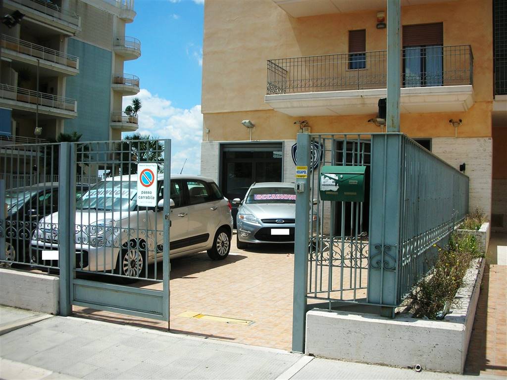 Attività / Licenza in affitto a Canosa di Puglia, 9999 locali, prezzo € 1.500 | CambioCasa.it