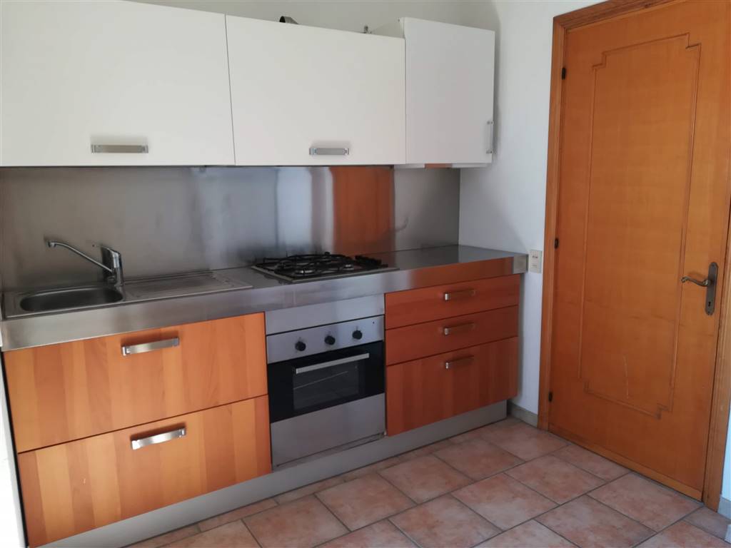 Appartamento in vendita a Chianciano Terme, 7 locali, prezzo € 125.000 | PortaleAgenzieImmobiliari.it