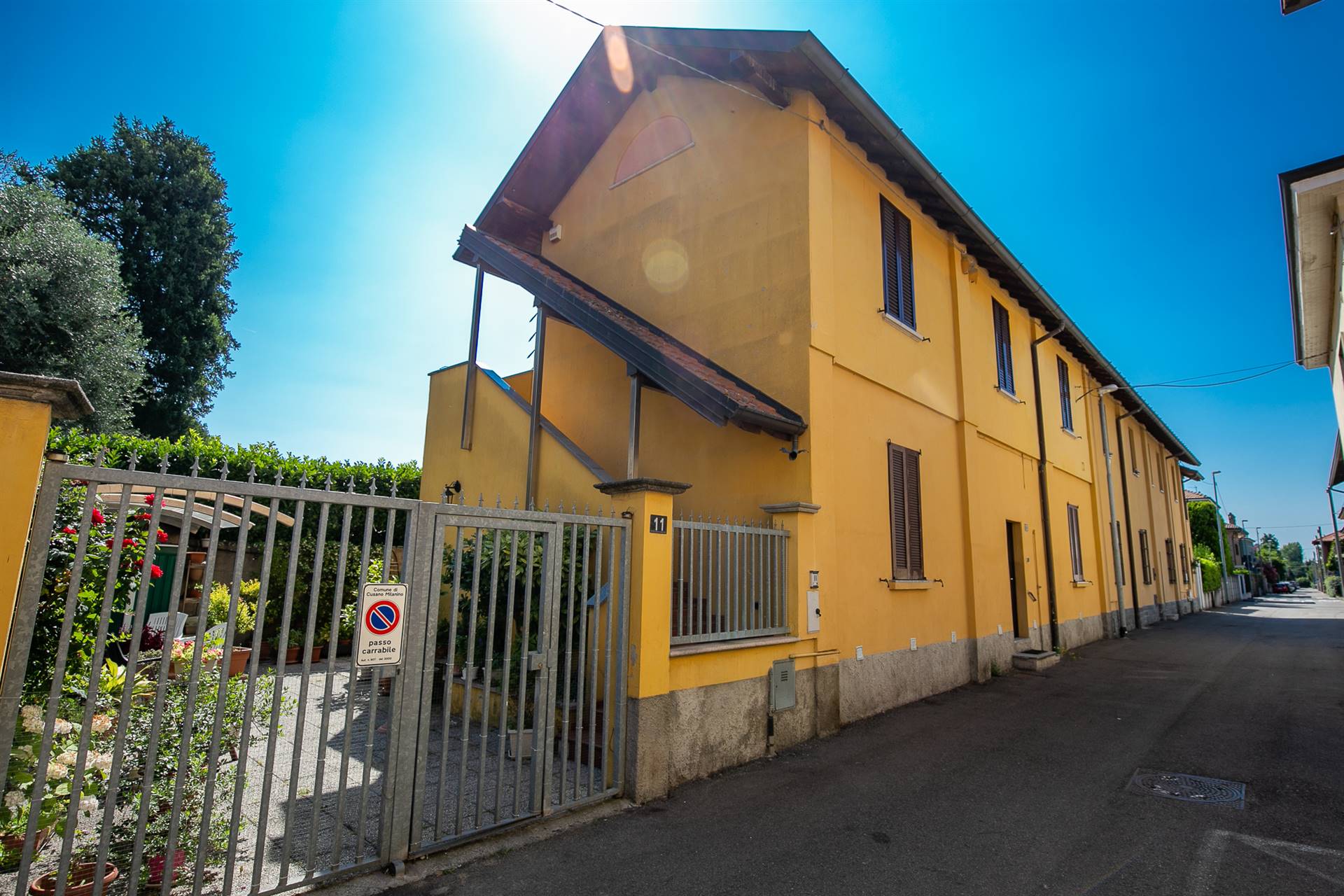 Appartamento in vendita a Cusano Milanino, 3 locali, zona Località: CENTRO, prezzo € 120.000 | CambioCasa.it