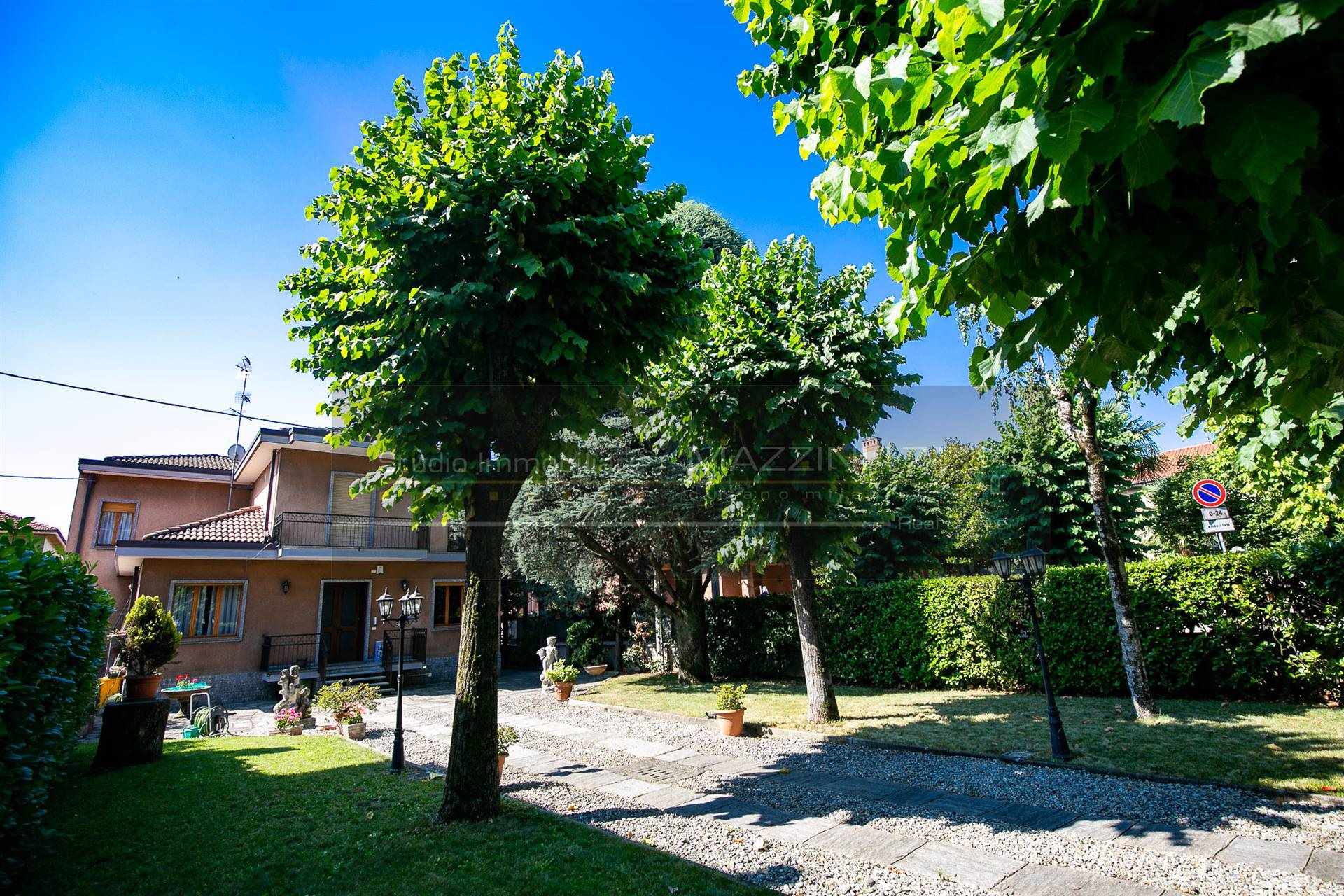 Villa Bifamiliare in Vendita a Paderno Dugnano