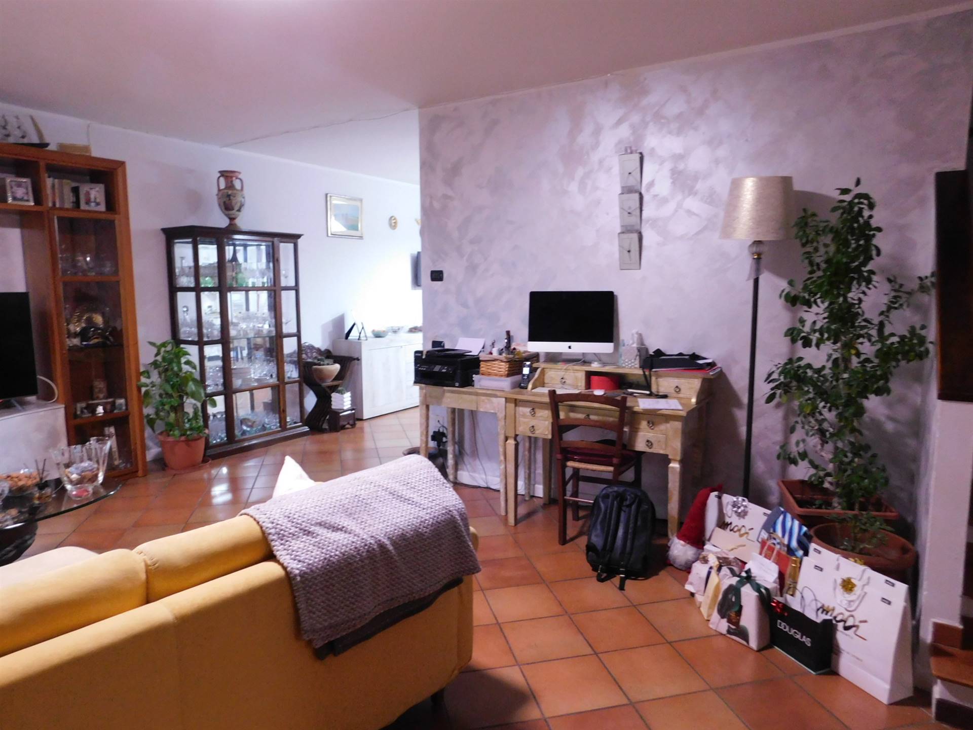 Villa a Schiera in vendita a Carmignano, 8 locali, zona o, prezzo € 550.000 | PortaleAgenzieImmobiliari.it