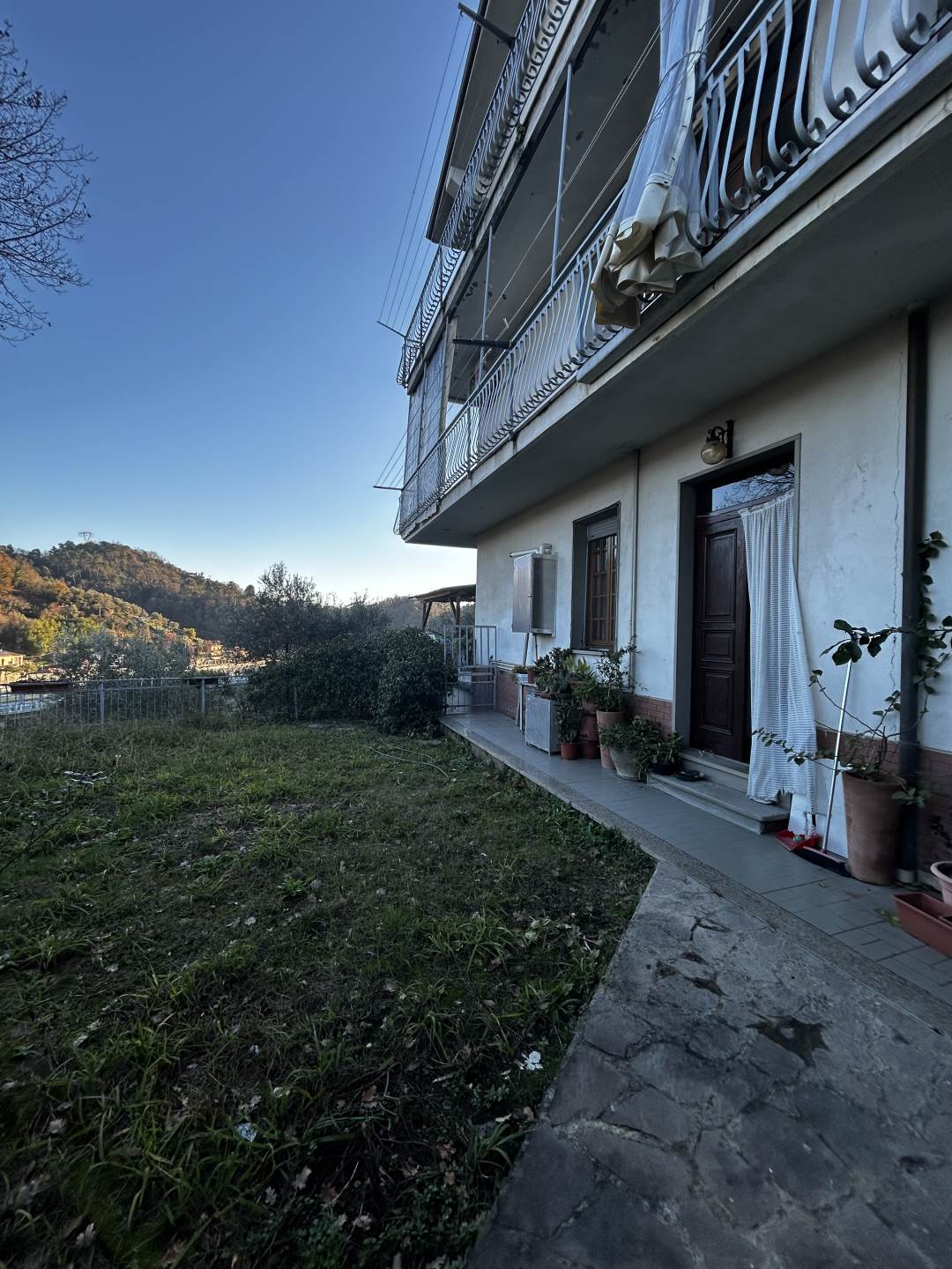 Appartamento in vendita a Vezzano Ligure, 4 locali, zona ola, prezzo € 169.000 | PortaleAgenzieImmobiliari.it