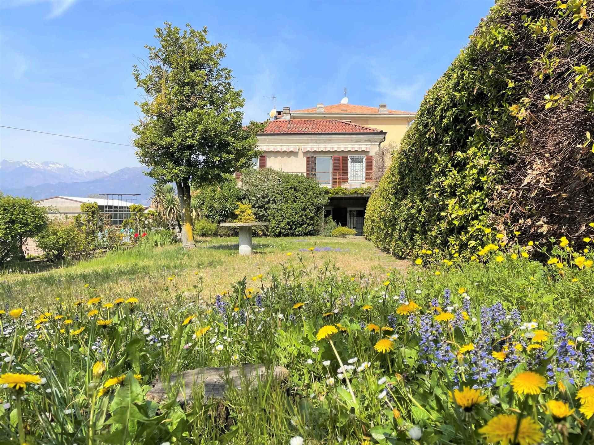 Villa in vendita a Bollengo, 8 locali, prezzo € 175.000 | PortaleAgenzieImmobiliari.it