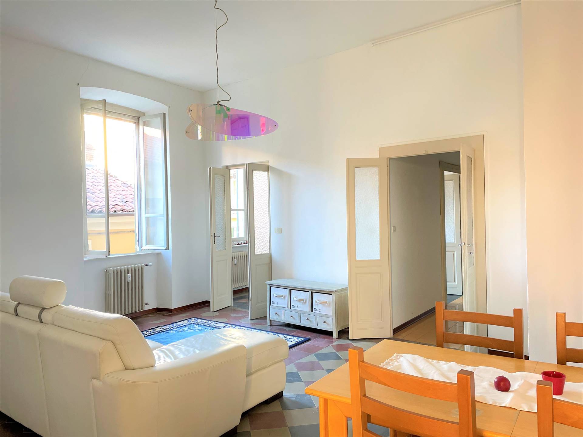 Appartamento in affitto a Ivrea, 3 locali, prezzo € 400 | CambioCasa.it
