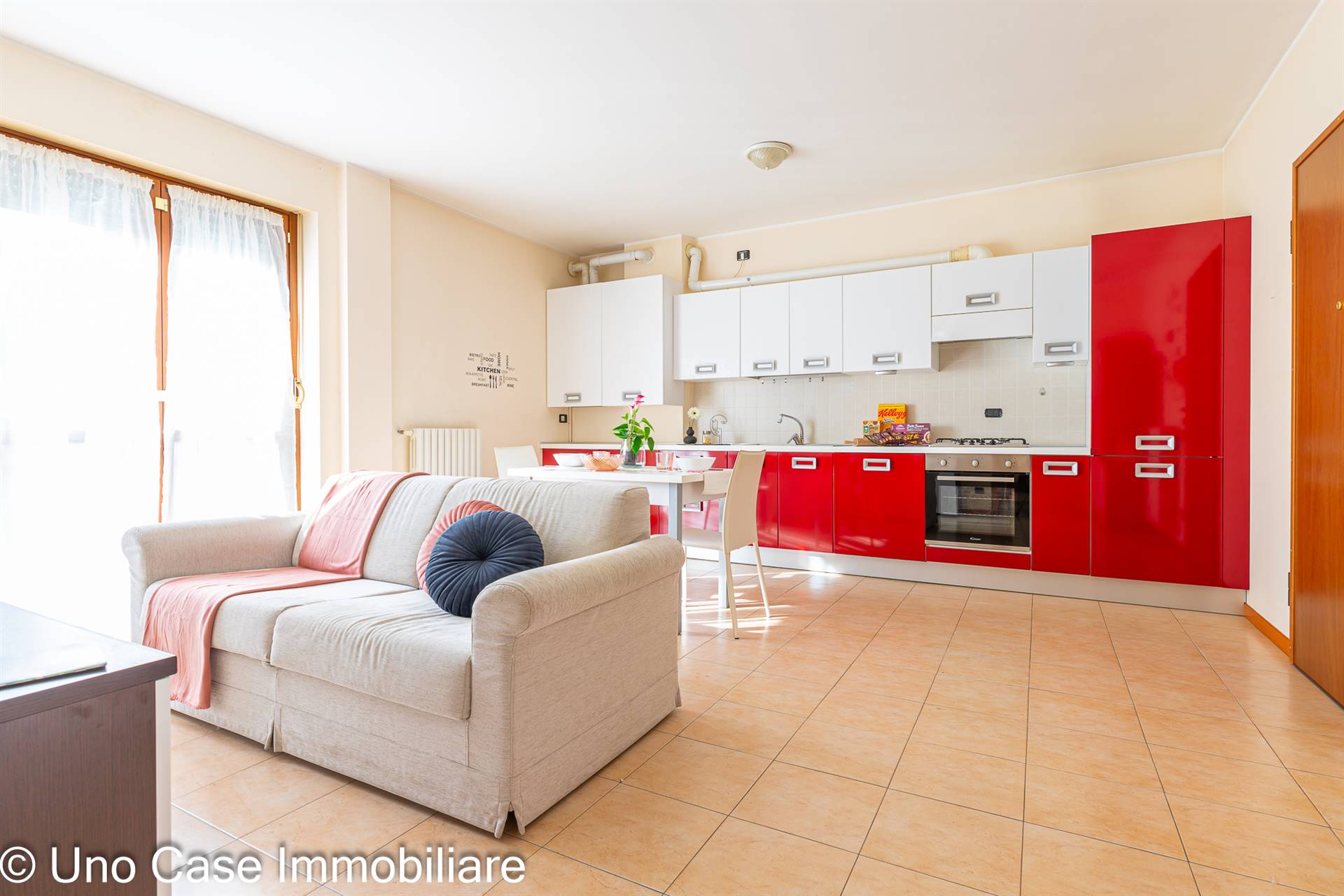Appartamento in vendita a Banchette, 2 locali, zona Zona: Borgonuovo, prezzo € 64.000 | CambioCasa.it