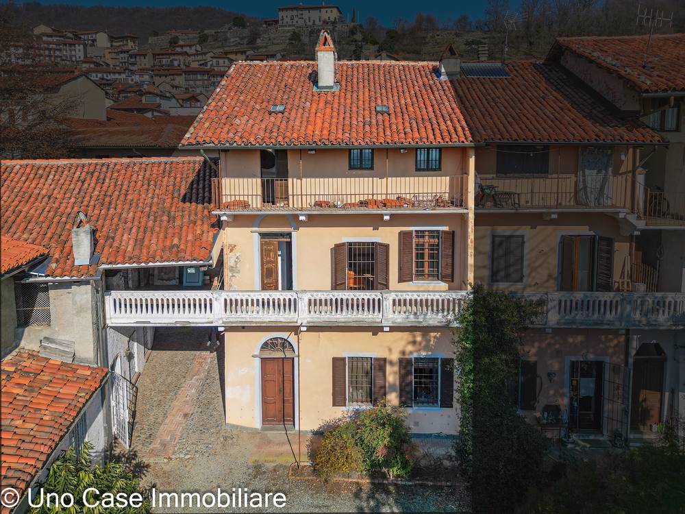 Rustico / Casale in vendita a Burolo, 6 locali, prezzo € 139.000 | PortaleAgenzieImmobiliari.it