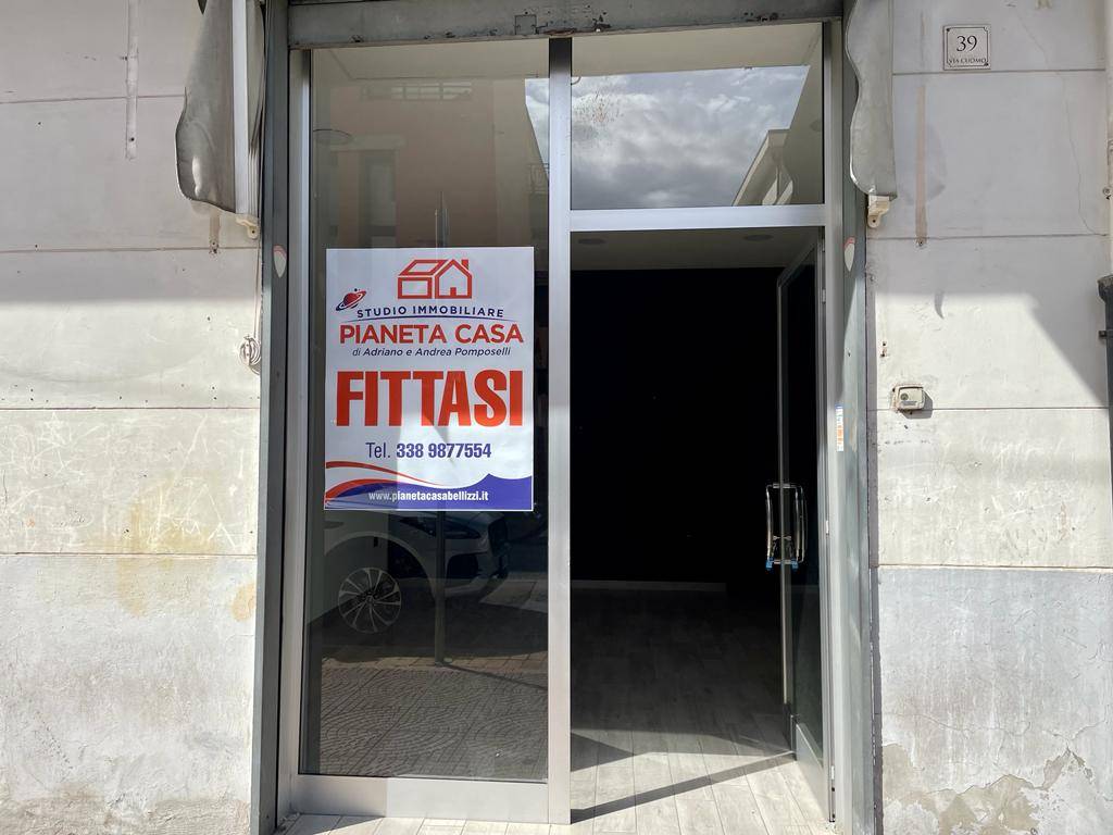 Immobile Commerciale in Affitto a Bellizzi