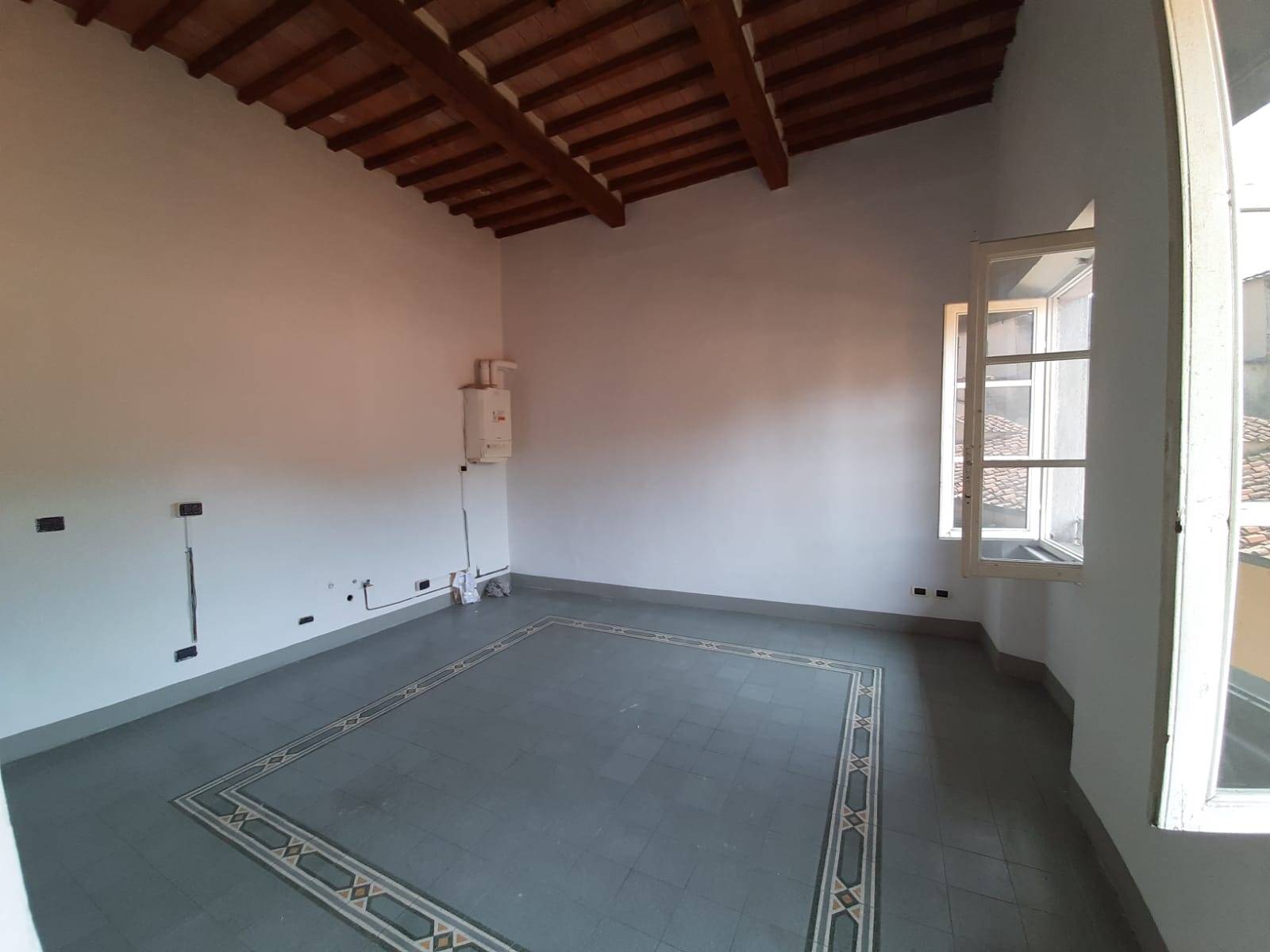 Appartamento in vendita a Pisa, 5 locali, zona tiere San Francesco, prezzo € 360.000 | PortaleAgenzieImmobiliari.it