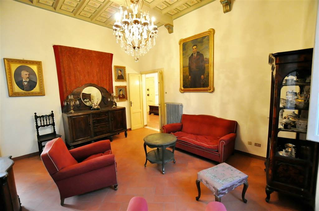 Appartamento in vendita a Pisa, 10 locali, zona Località: SANTANTONIO, prezzo € 490.000 | PortaleAgenzieImmobiliari.it