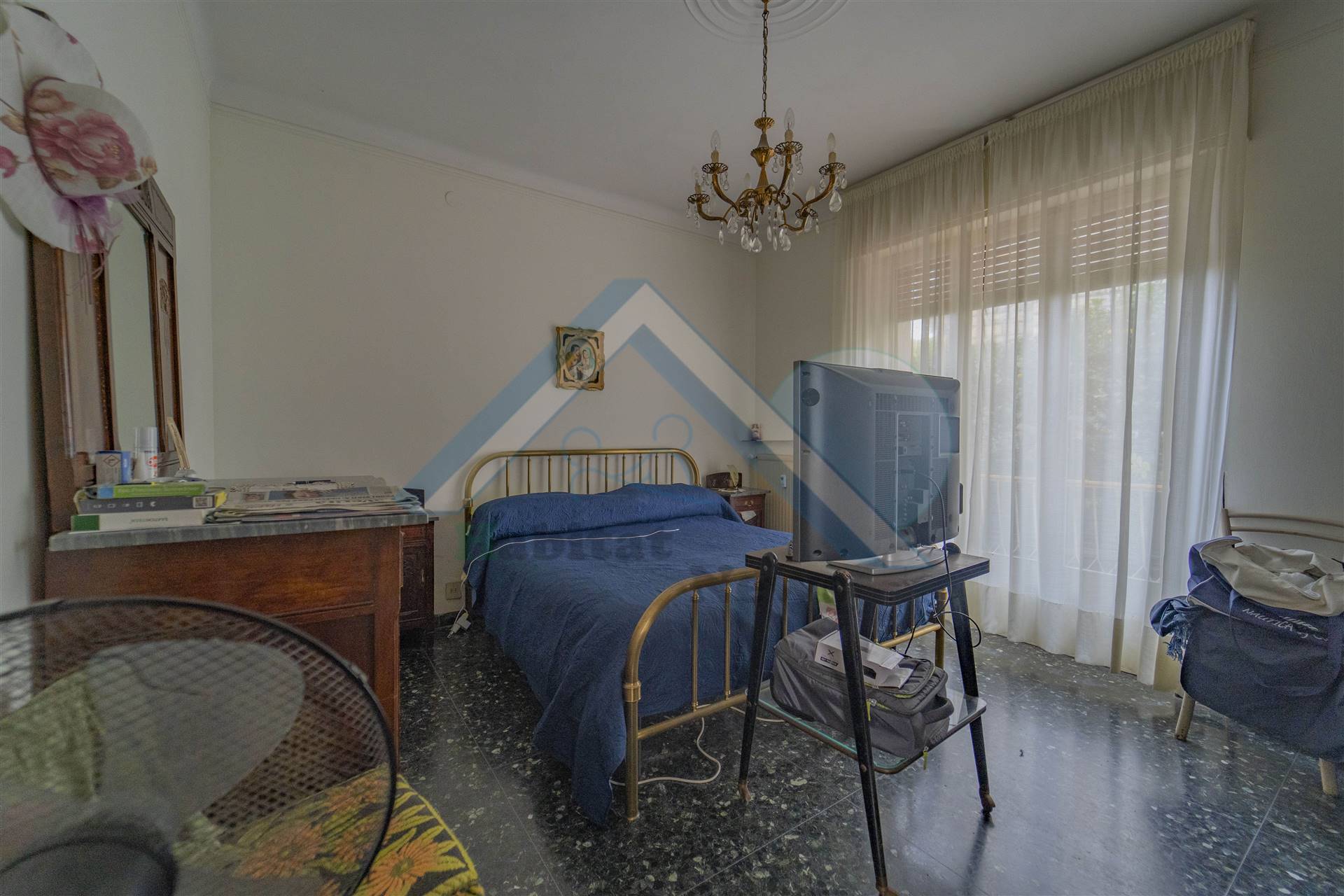 Appartamento in vendita a Bordighera, 5 locali, prezzo € 320.000 | PortaleAgenzieImmobiliari.it