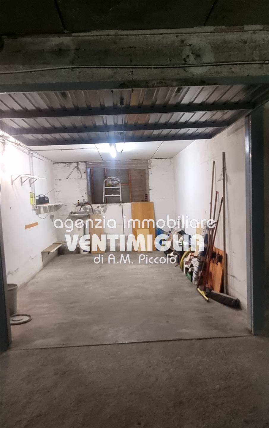 Box / Garage in vendita a Ventimiglia, 1 locali, zona Località: CENTRO, prezzo € 41.000 | PortaleAgenzieImmobiliari.it