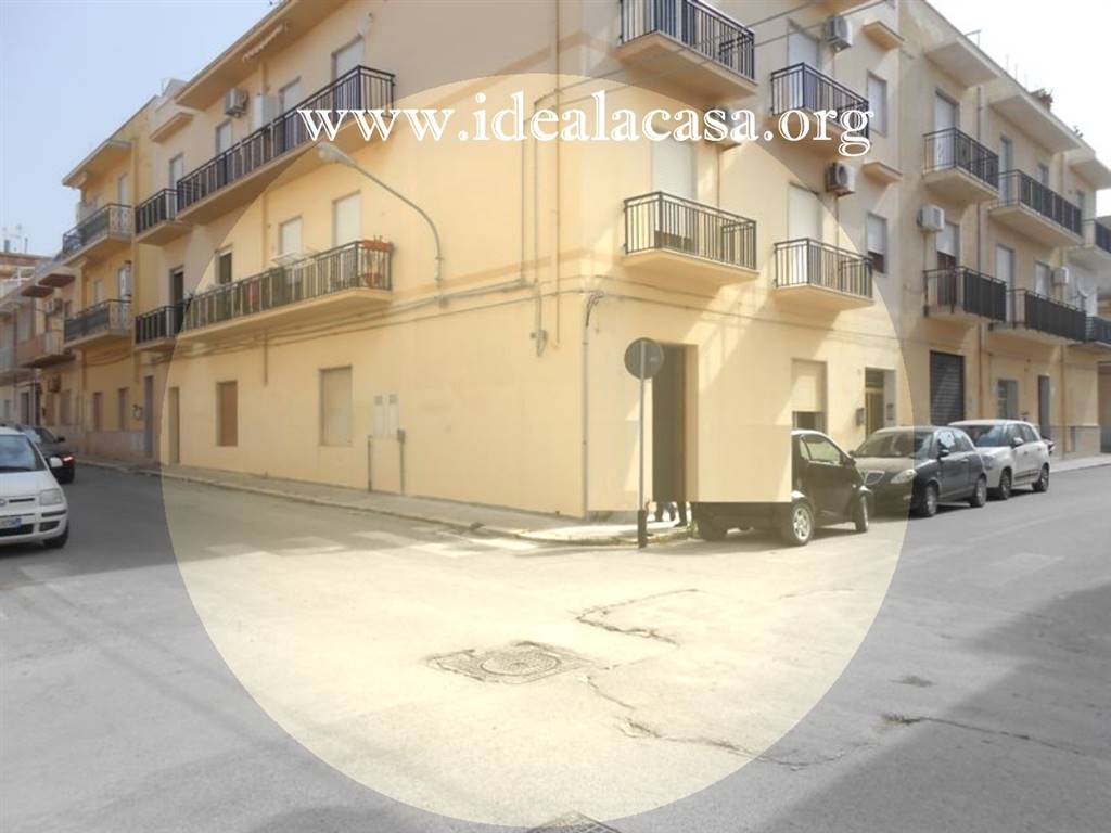 Appartamento in vendita a Mazara del Vallo, 10 locali, zona Località: TRASMAZZARO, prezzo € 35.000 | PortaleAgenzieImmobiliari.it