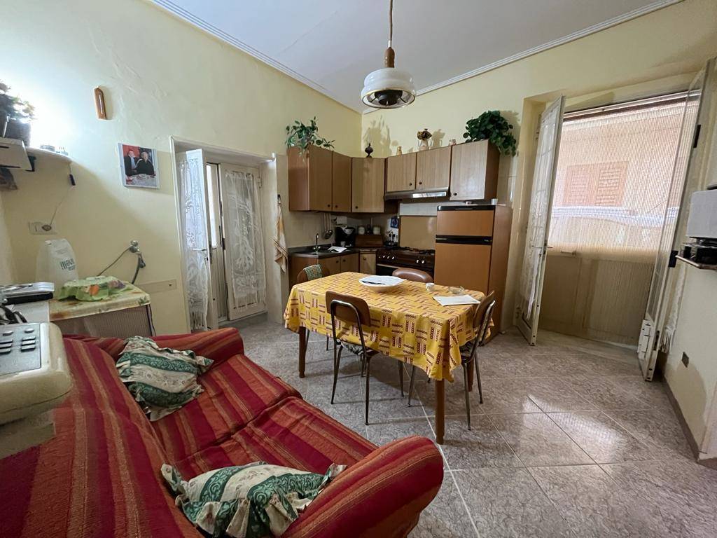 Appartamento in vendita a Ravanusa, 6 locali, prezzo € 60.000 | PortaleAgenzieImmobiliari.it