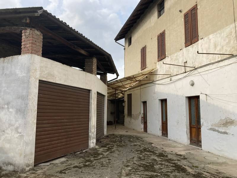 Rustico / Casale in vendita a Tromello, 6 locali, prezzo € 85.000 | PortaleAgenzieImmobiliari.it