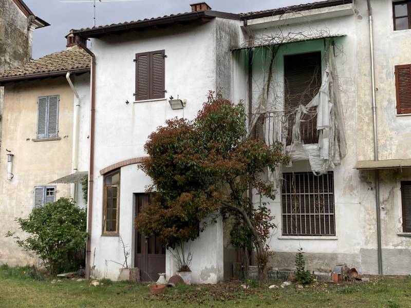 Soluzione Semindipendente in vendita a Borgo San Siro, 3 locali, zona Località: TORAZZA, prezzo € 60.000 | PortaleAgenzieImmobiliari.it