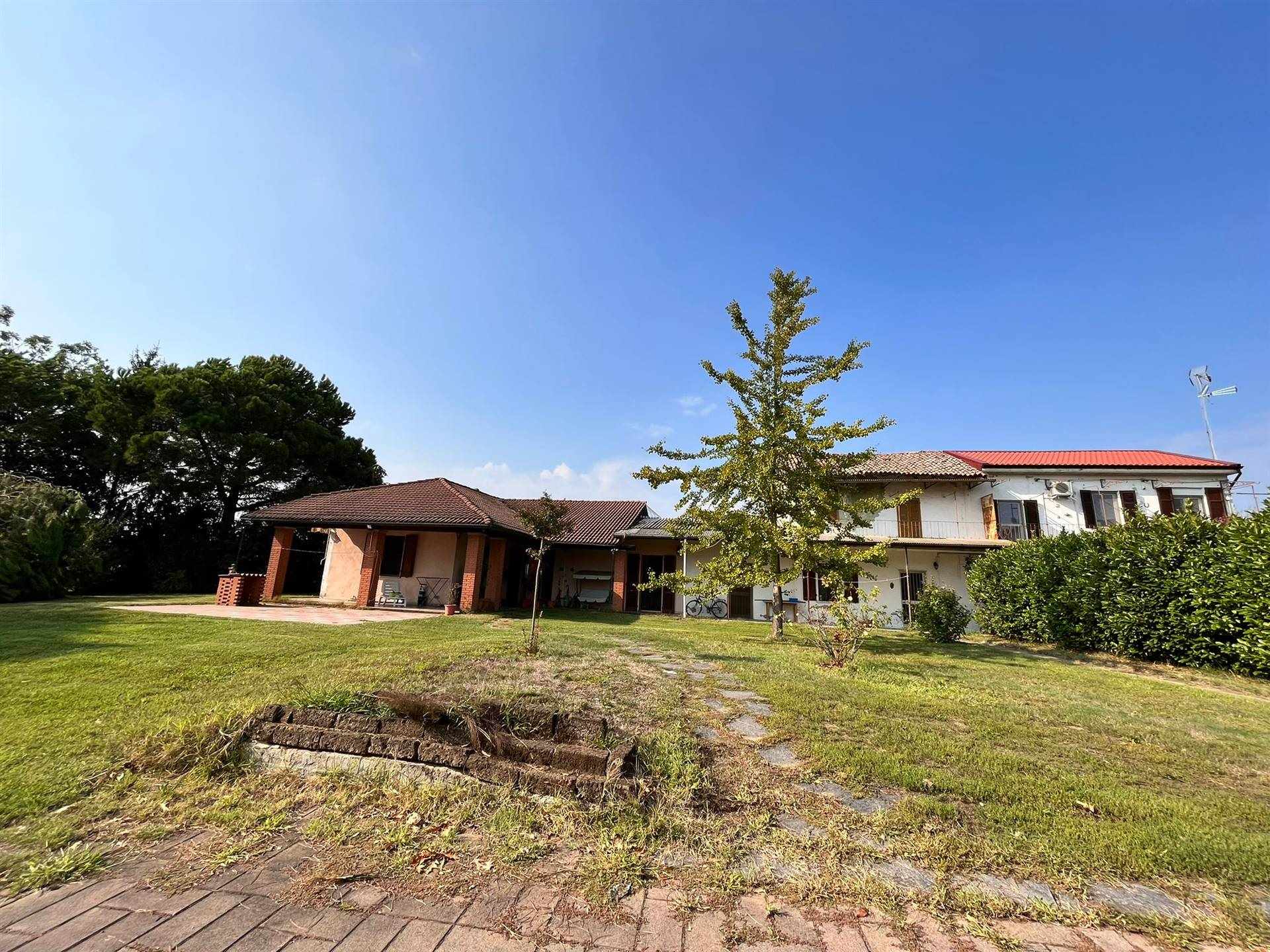 Villa in vendita a Gambolò - Zona: Garbana