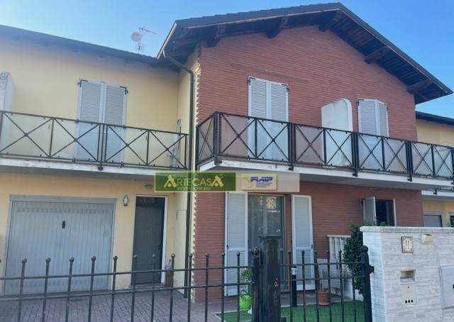 Villa a Schiera in vendita a Tromello, 5 locali, prezzo € 120.000 | PortaleAgenzieImmobiliari.it