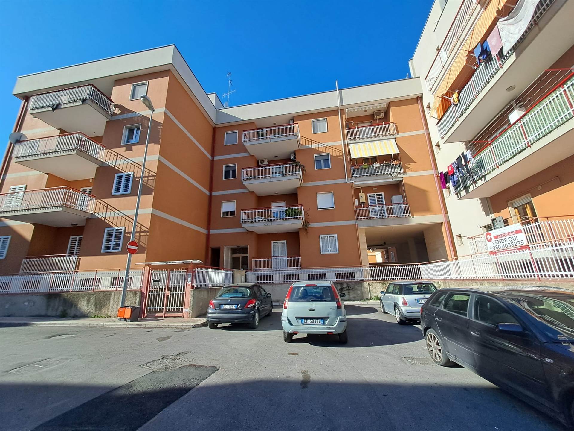 Appartamento in vendita a Valenzano, 4 locali, prezzo € 155.000 | PortaleAgenzieImmobiliari.it