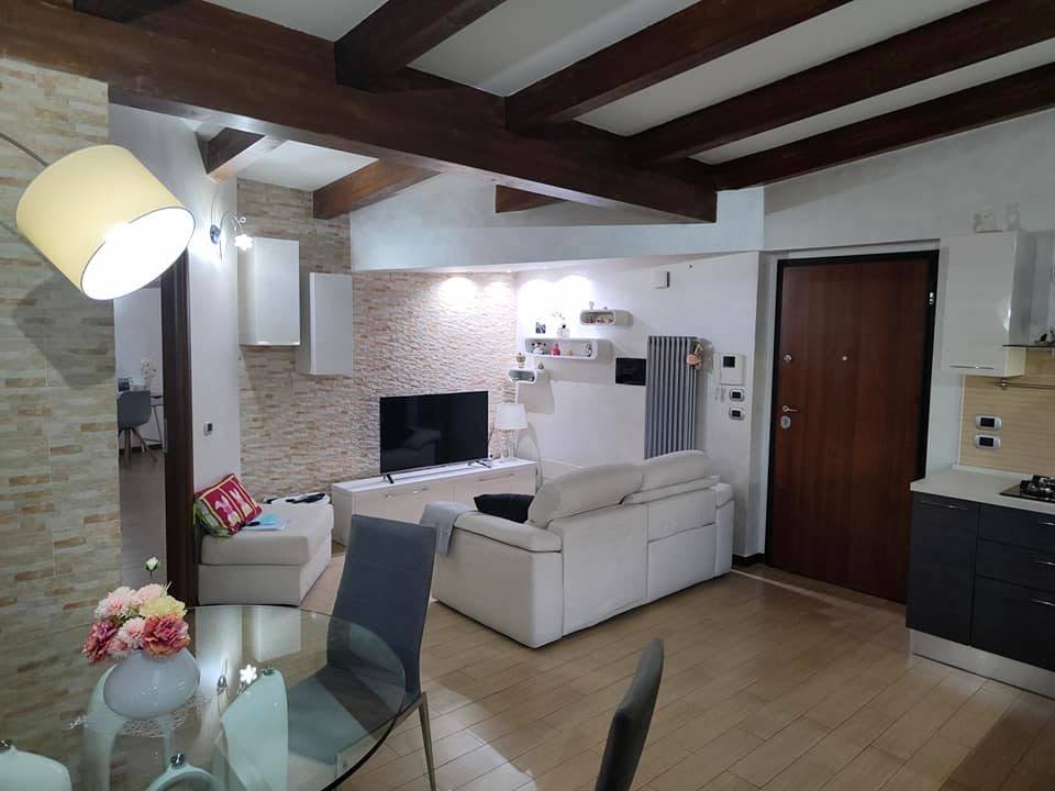 Appartamento in vendita a Montalto Uffugo, 2 locali, zona Località: SETTIMO, prezzo € 100.000 | CambioCasa.it