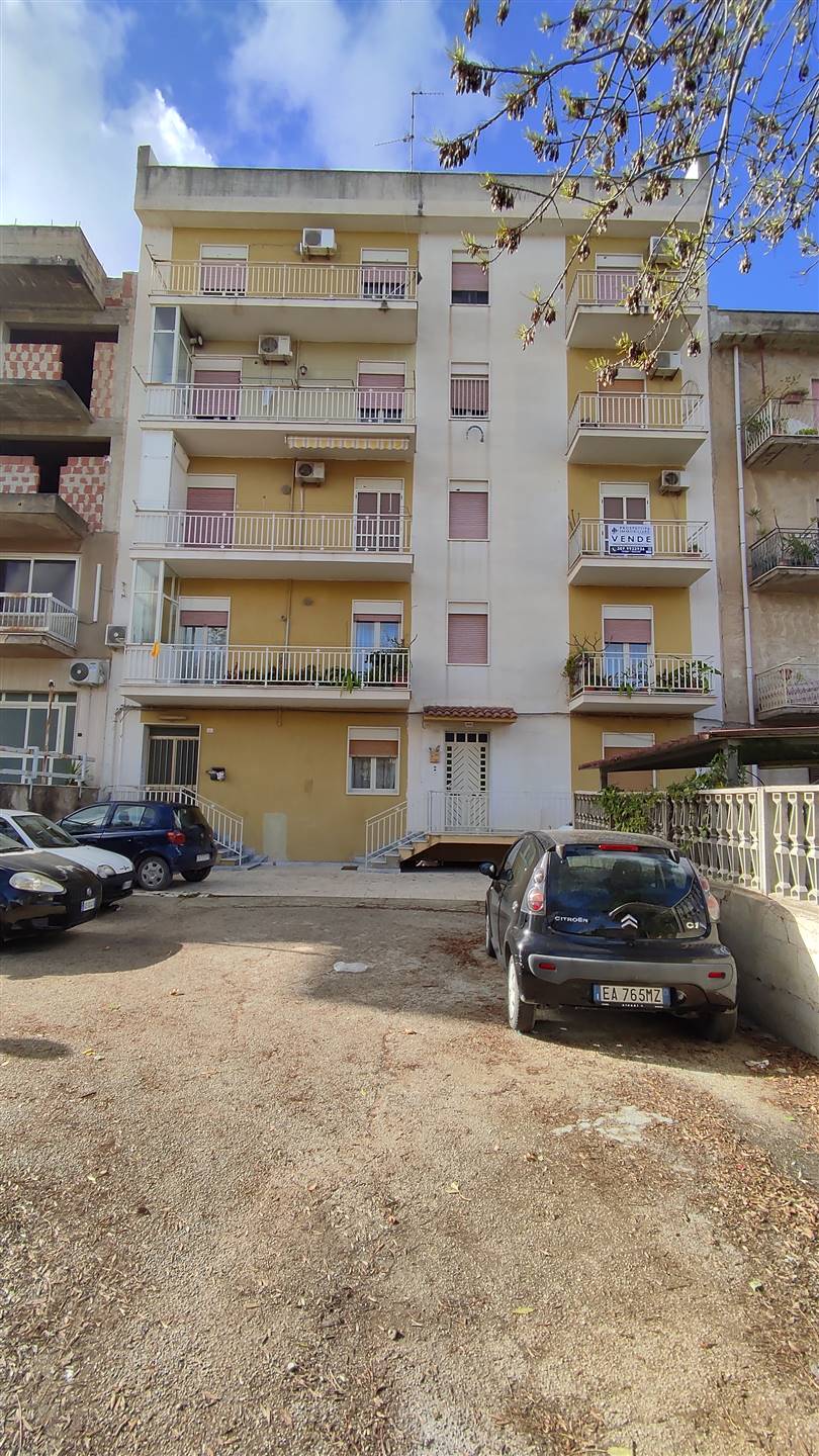Appartamento in vendita a Sciacca, 6 locali, prezzo € 82.000 | PortaleAgenzieImmobiliari.it