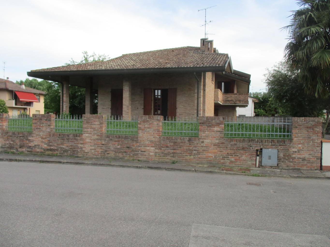 Villa in vendita a Fiscaglia, 9 locali, zona Località: MIGLIARINO, prezzo € 240.000 | PortaleAgenzieImmobiliari.it