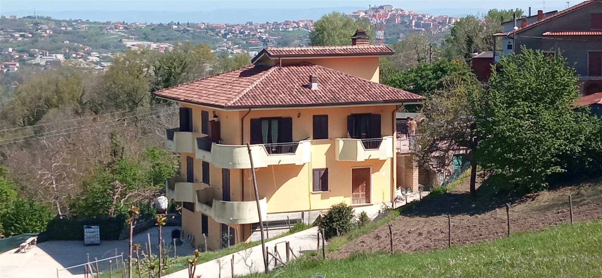 Villa in vendita a Montefalcione, 8 locali, zona Zona: Castelrotto, prezzo € 219.000 | CambioCasa.it