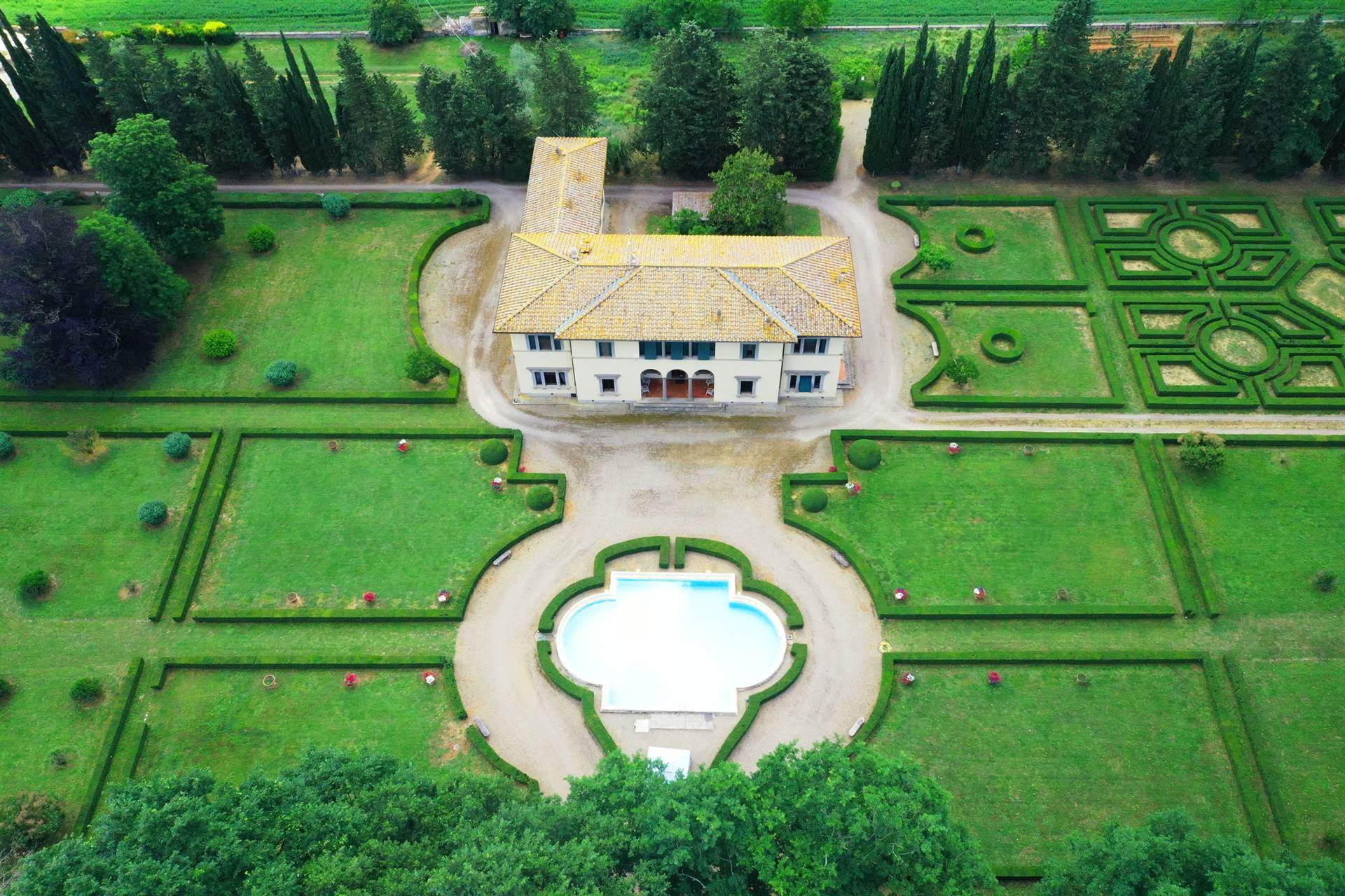 Villa in vendita a Monteriggioni, 15 locali, zona Località: ABBADIA A ISOLA, prezzo € 2.490.000 | PortaleAgenzieImmobiliari.it