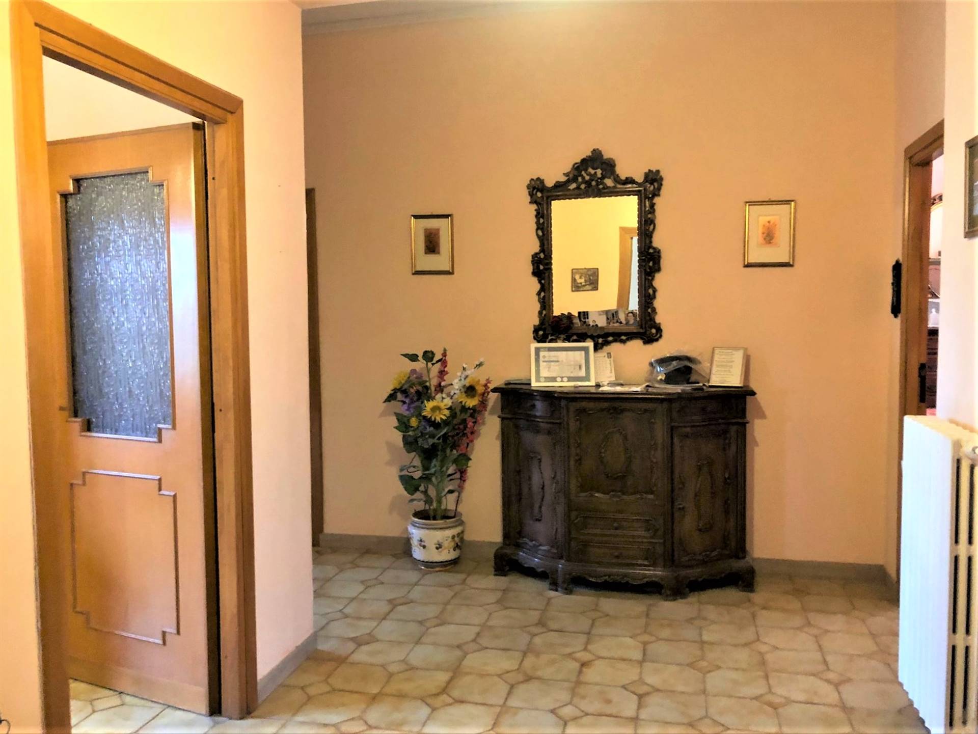 Appartamento in vendita a Anzio, 6 locali, zona Località: SACRO CUORE, prezzo € 205.000 | CambioCasa.it