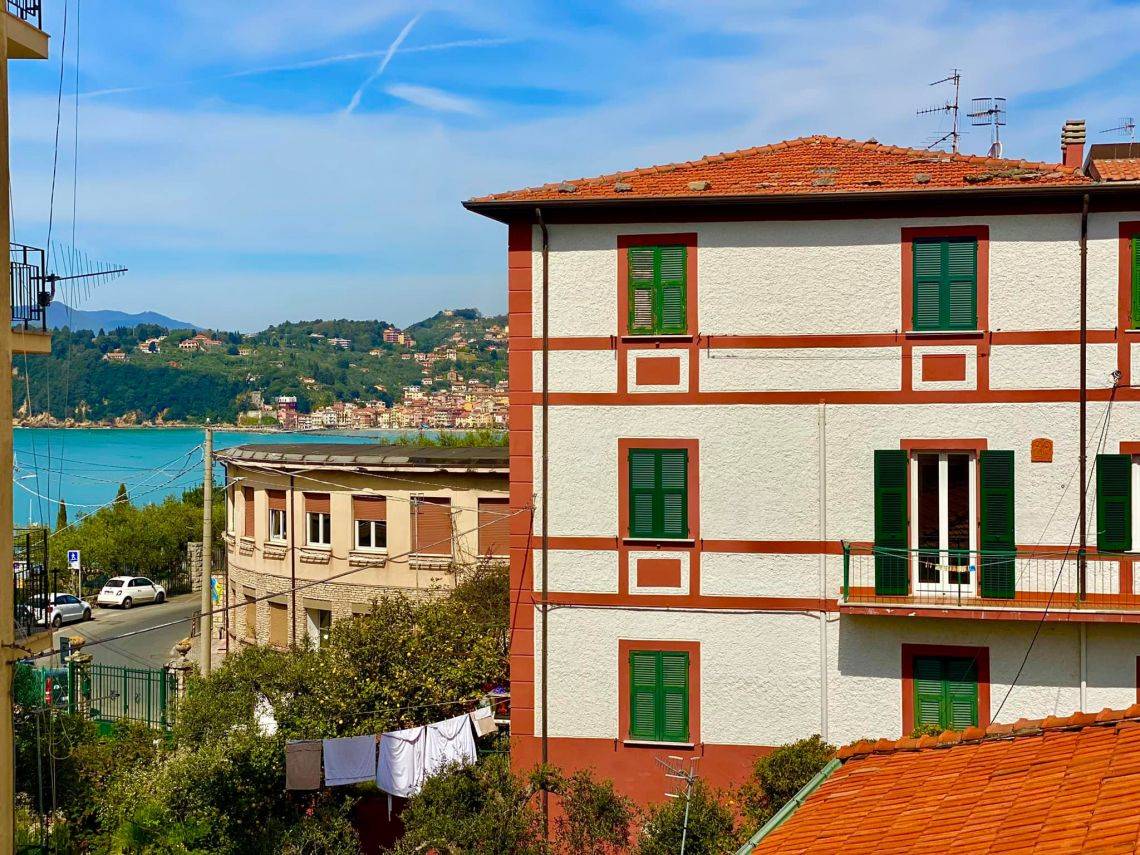 Appartamento in vendita a Lerici, 5 locali, zona Località: CENTRO, prezzo € 470.000 | PortaleAgenzieImmobiliari.it