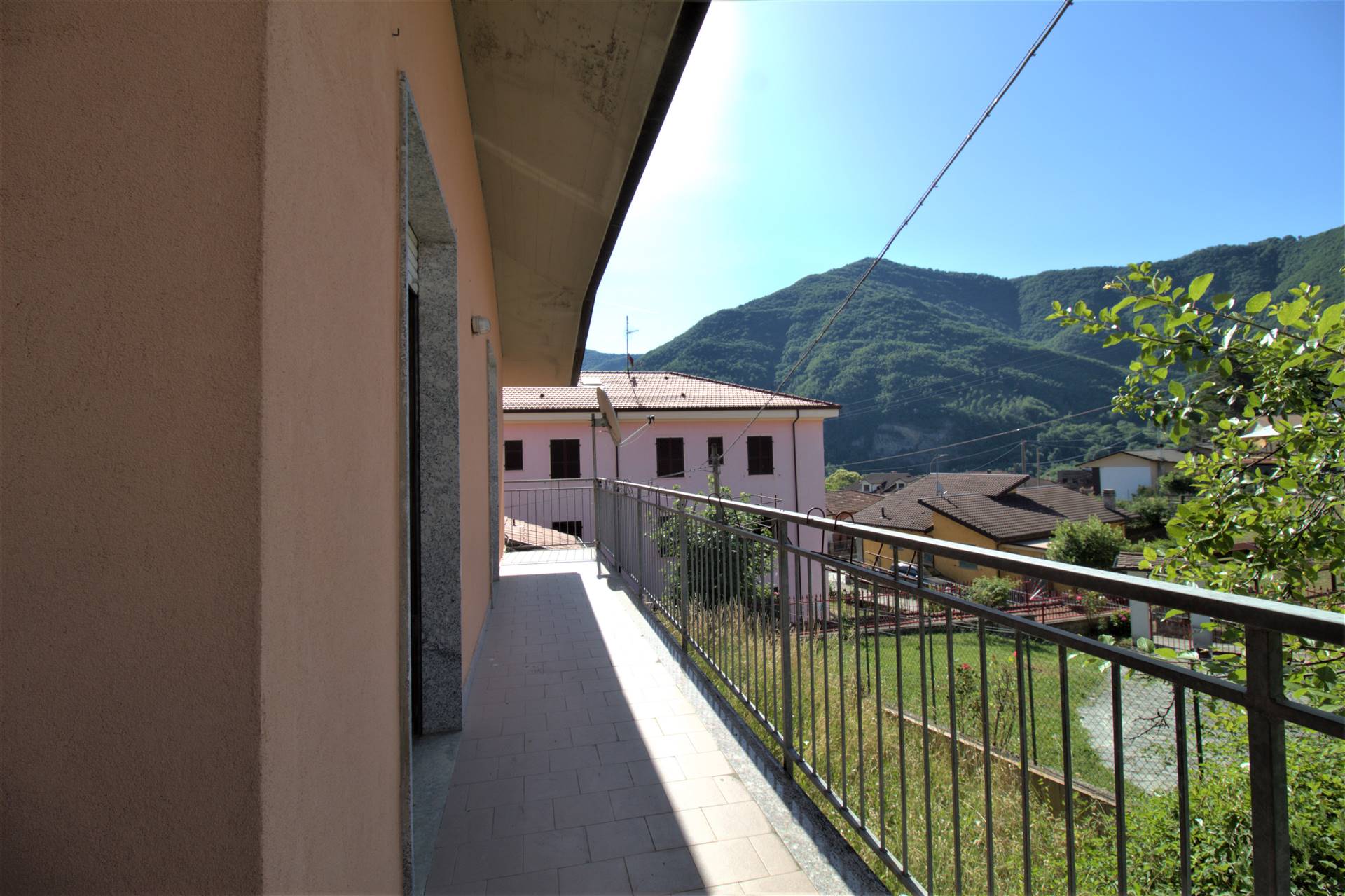 Appartamento in vendita a Comano, 5 locali, prezzo € 54.000 | PortaleAgenzieImmobiliari.it