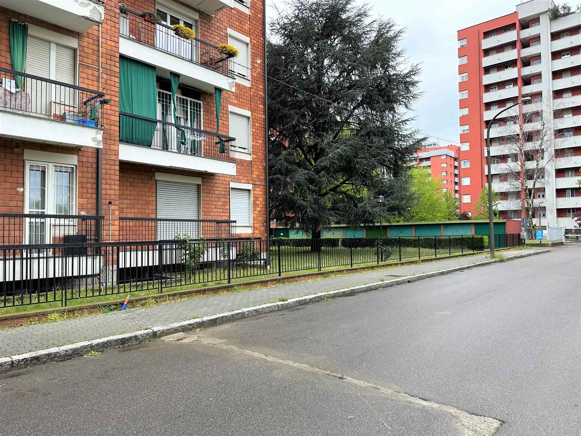 Appartamento in vendita a Cusano Milanino, 3 locali, prezzo € 150.000 | CambioCasa.it