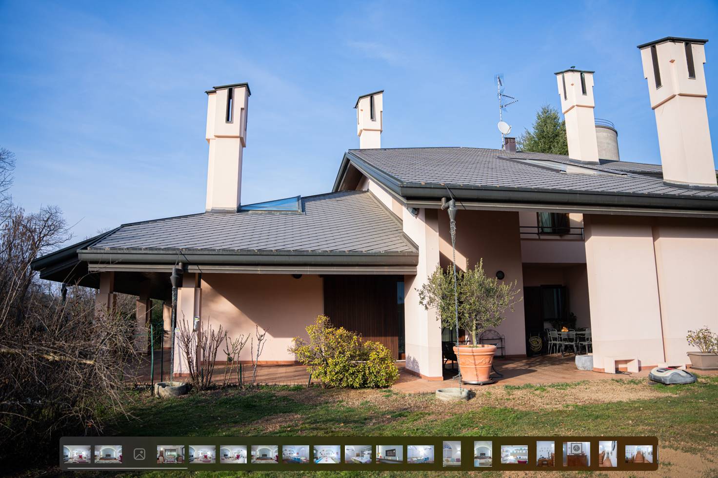 Villa in vendita a Cardano al Campo, 20 locali, prezzo € 1.600.000 | PortaleAgenzieImmobiliari.it