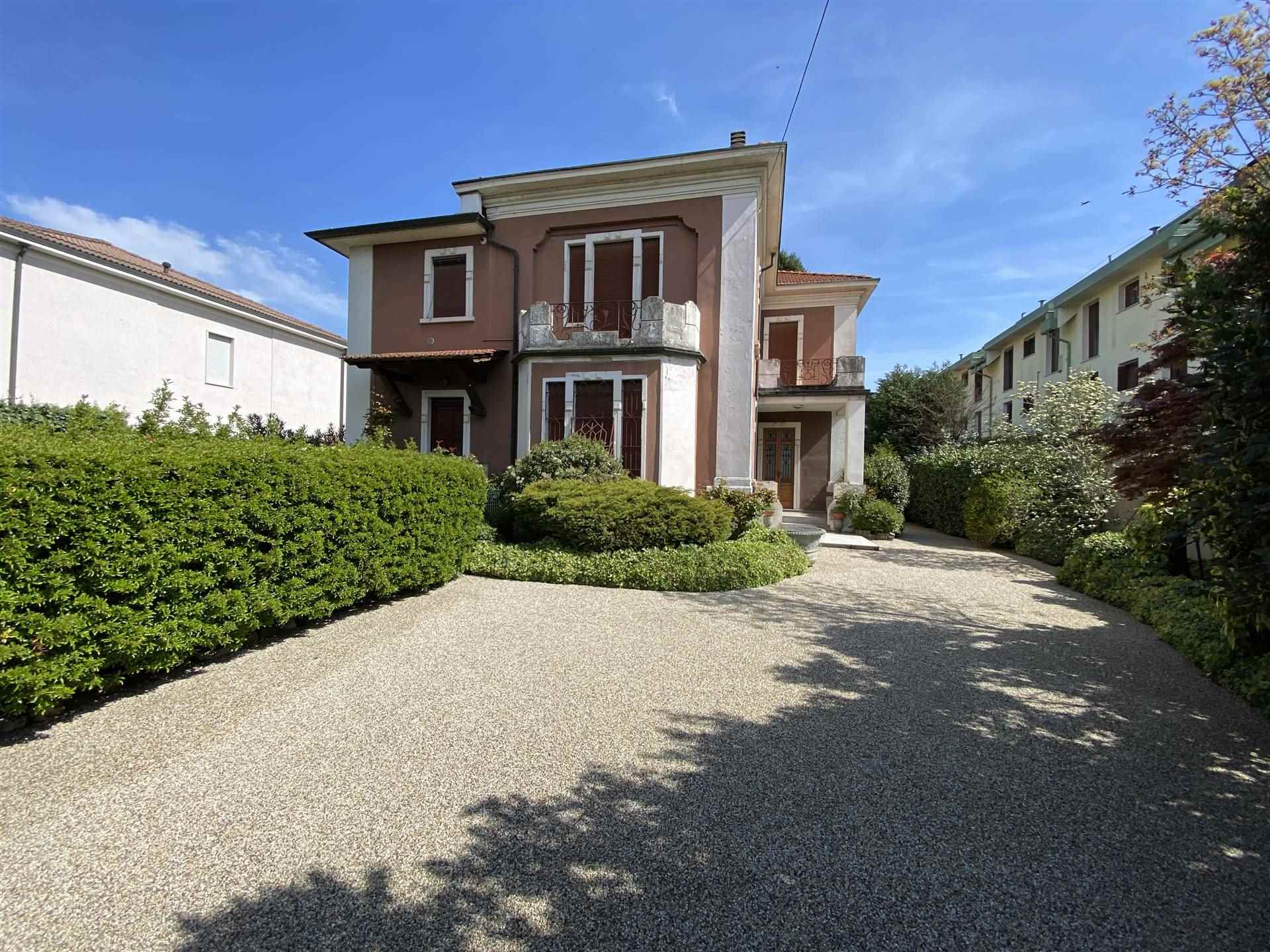 Villa in vendita a Villanterio, 6 locali, prezzo € 280.000 | PortaleAgenzieImmobiliari.it