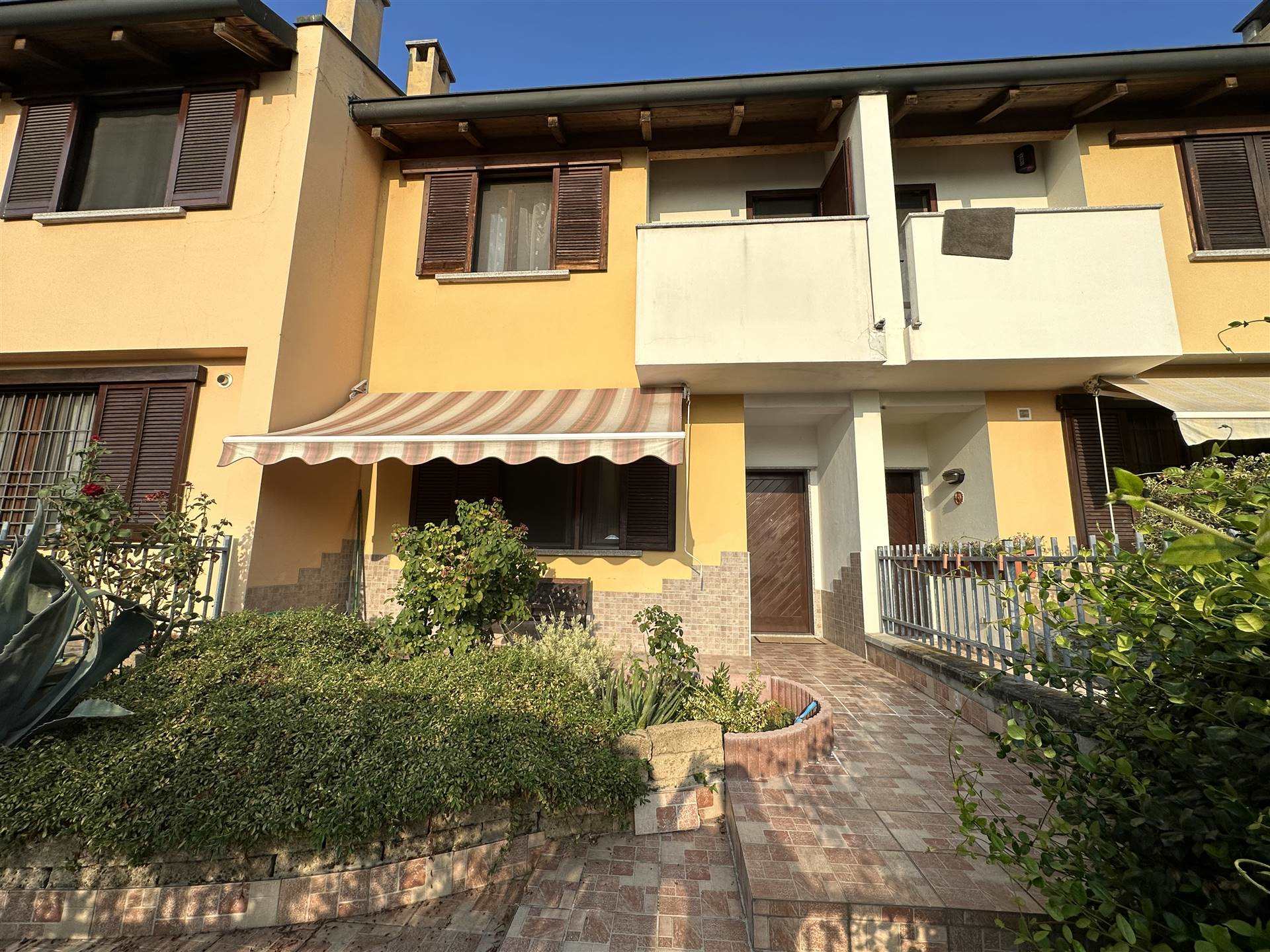 Villa a Schiera in vendita a Sant'Angelo Lodigiano, 4 locali, prezzo € 159.000 | PortaleAgenzieImmobiliari.it