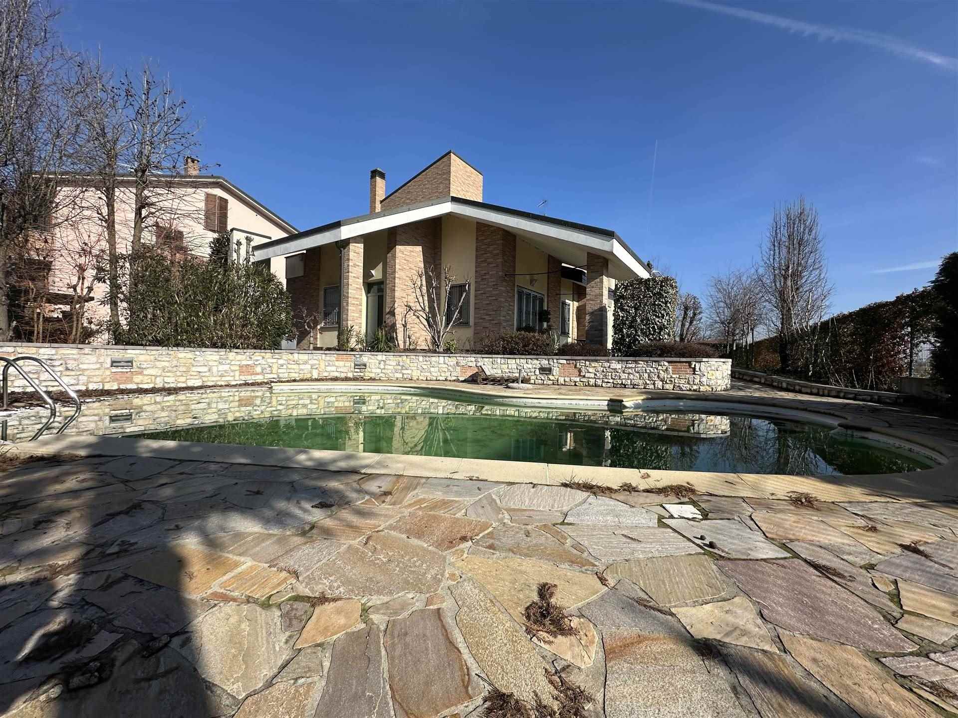 Villa in vendita a Sant'Angelo Lodigiano, 10 locali, prezzo € 530.000 | PortaleAgenzieImmobiliari.it