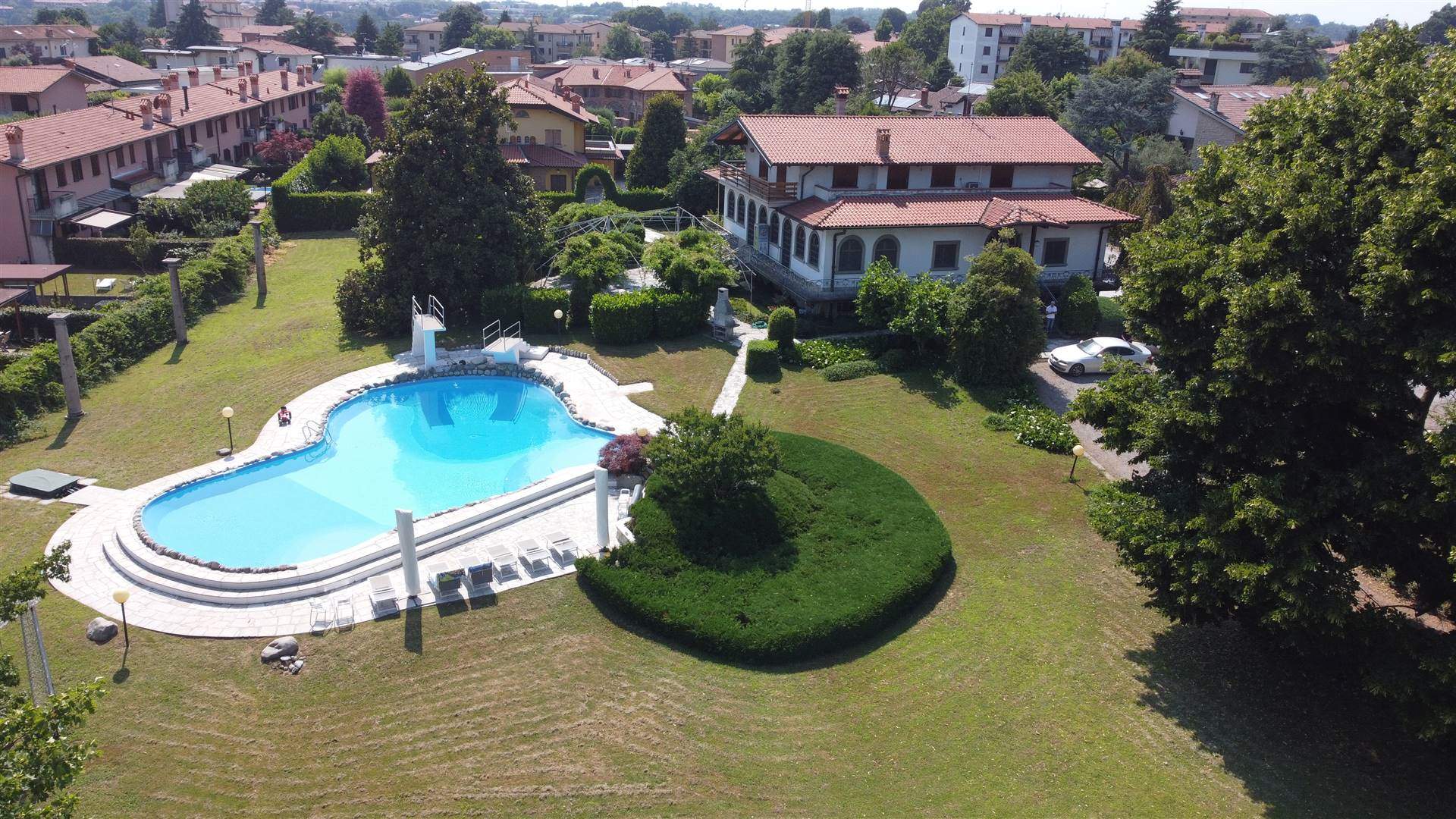 Villa in vendita a Capriate San Gervasio, 5 locali, Trattative riservate | PortaleAgenzieImmobiliari.it
